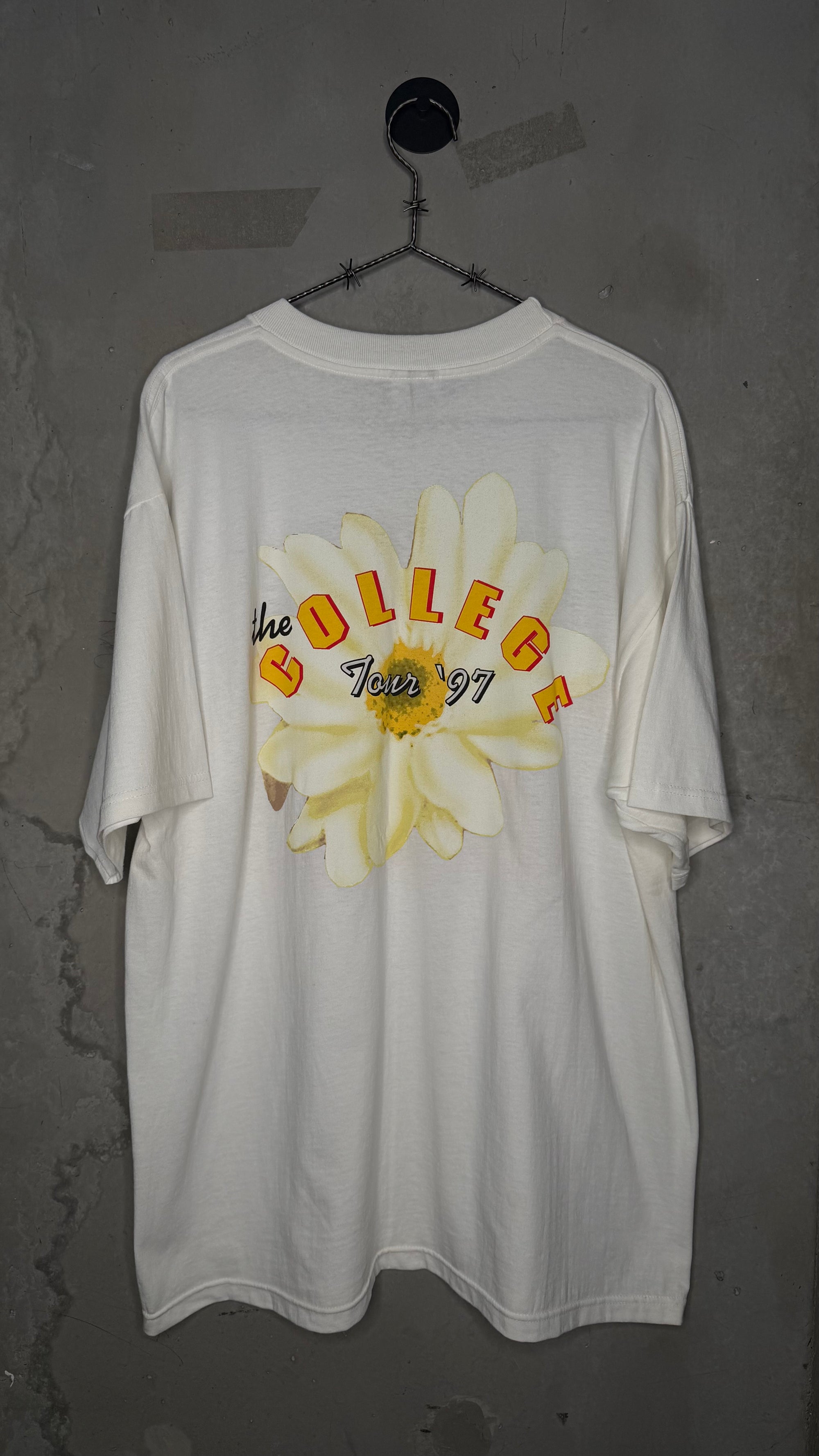ADAM SANDLER STANDUP COMEDY COLLEGE TOUR 97’ TEE