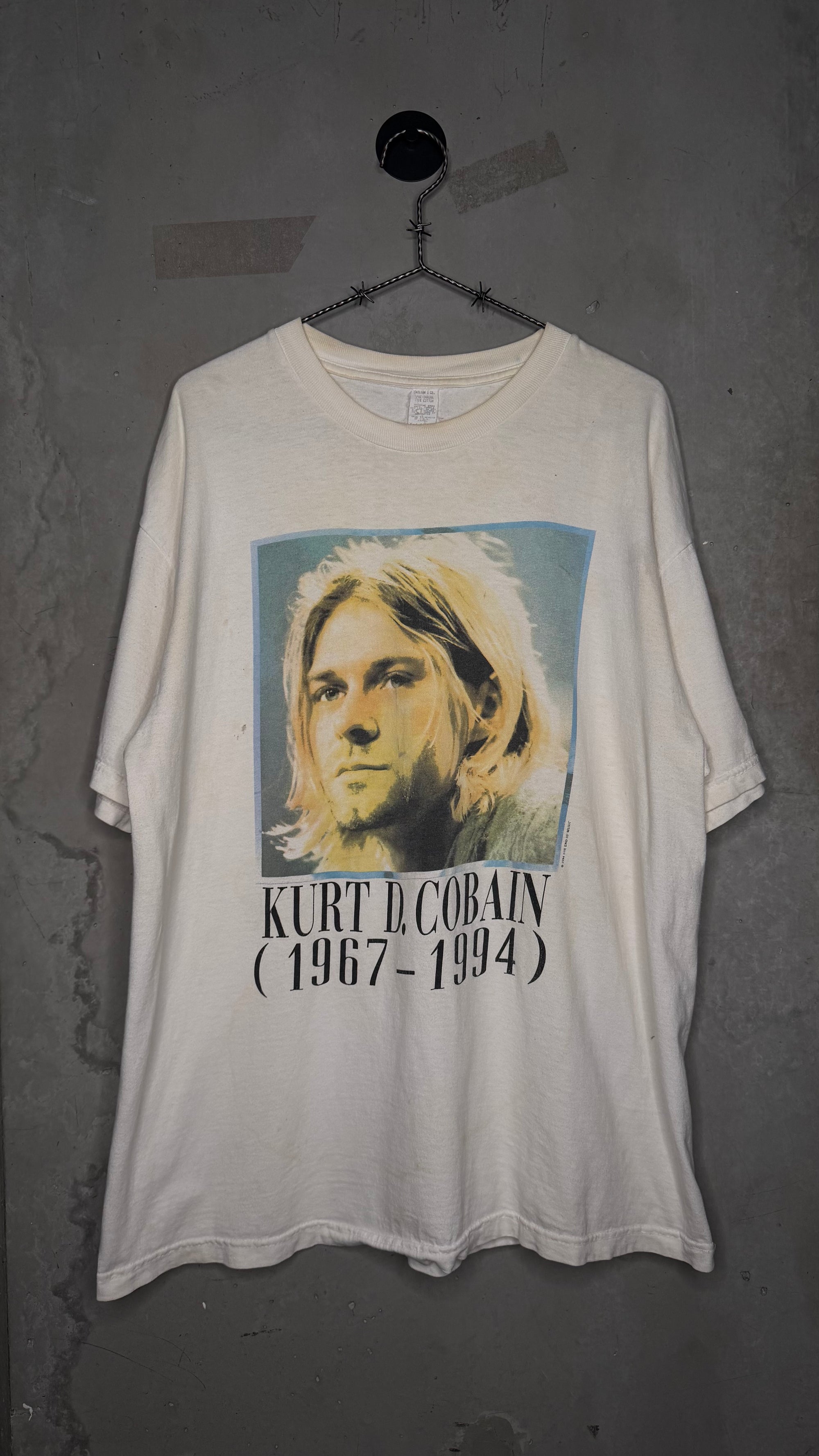 KURT COBAIN MEMORIAL TEE
