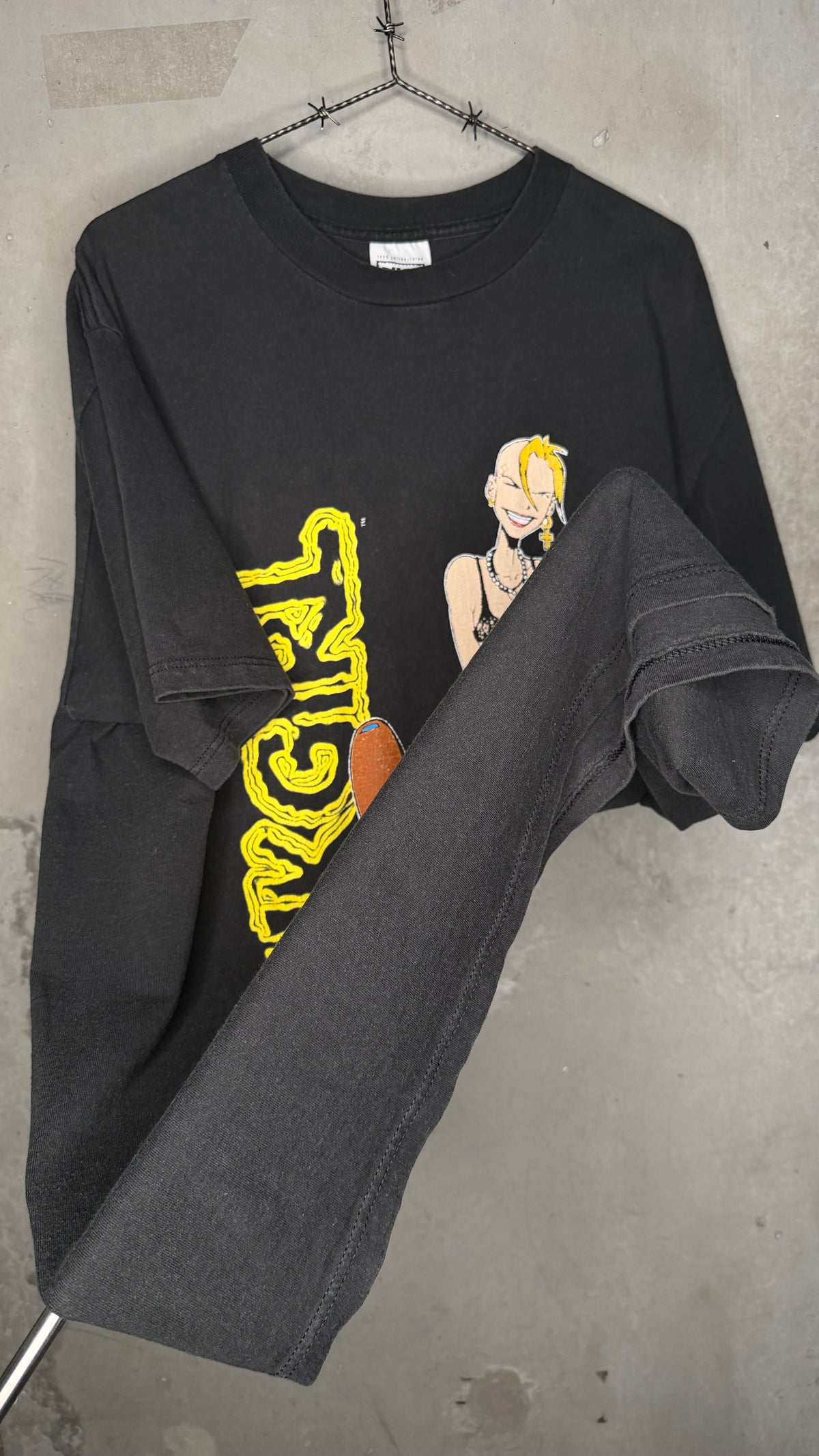 TANK GIRL MOVIE PROMO TEE | EARLY ERA JAMIE HEWLETT COMIC ART