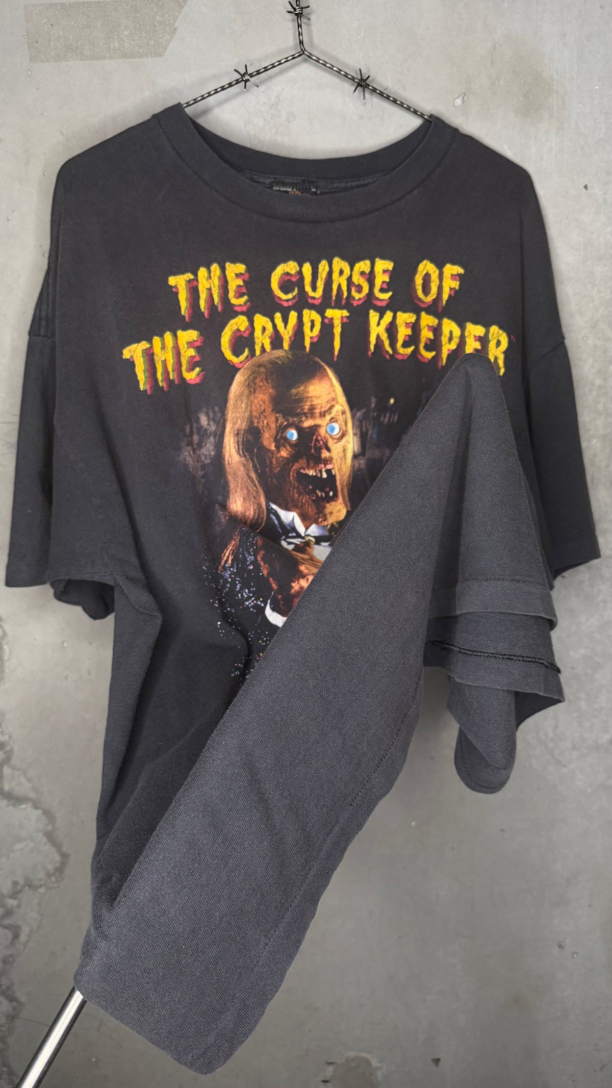 TALES FROM THE CRYPT TEE | THE CURSE OF THE CRYPT KEEPER