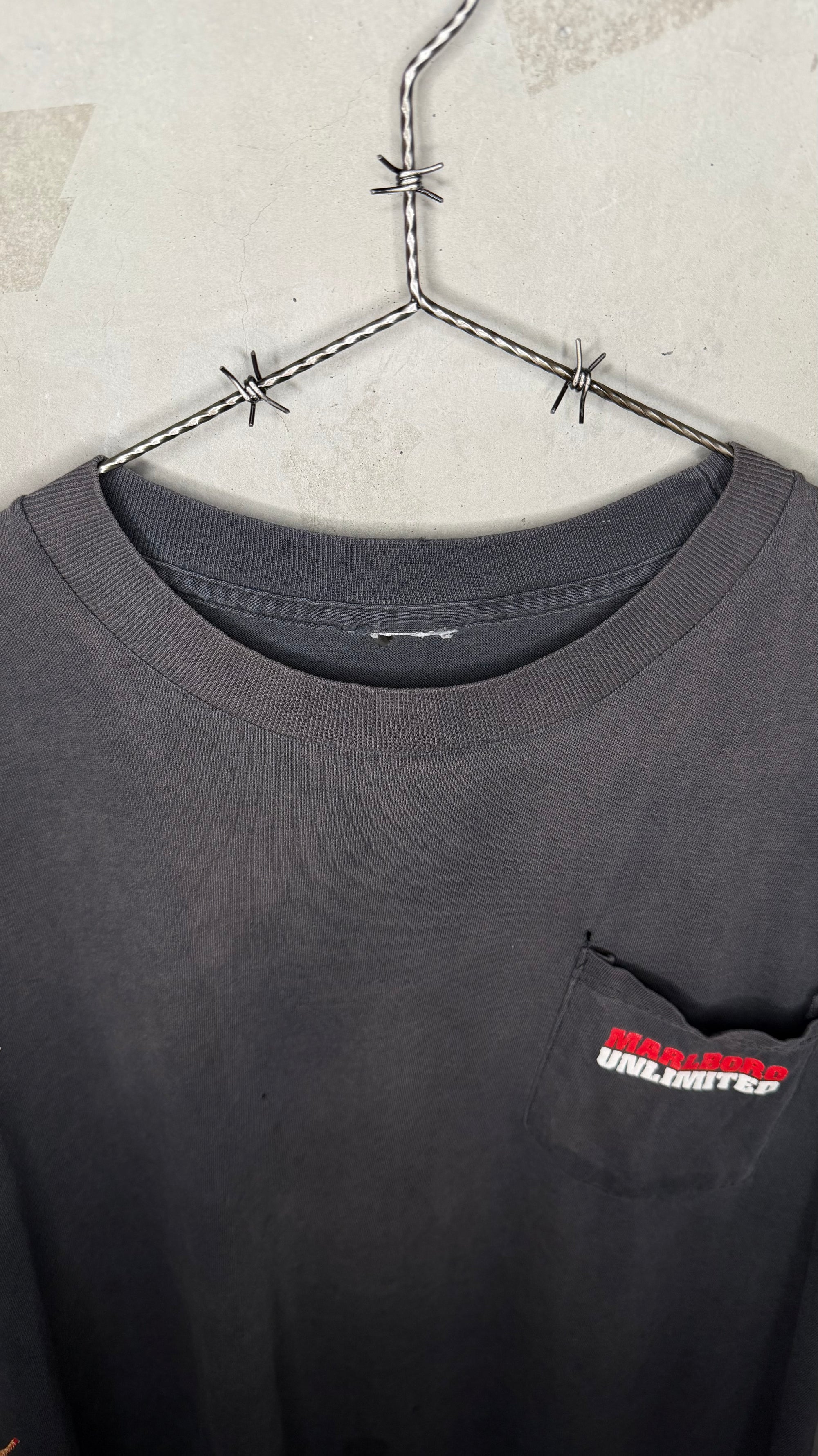 MARLBORO CIGARETTES FADED POCKET TEE | LIZARD BACK HIT