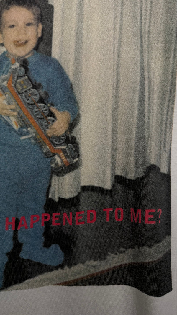 ADAM SANDLER SUMMER TOUR 96’ STANDUP COMEDY TEE | ‘WHAT THE HELL HAPPENED TO ME?’