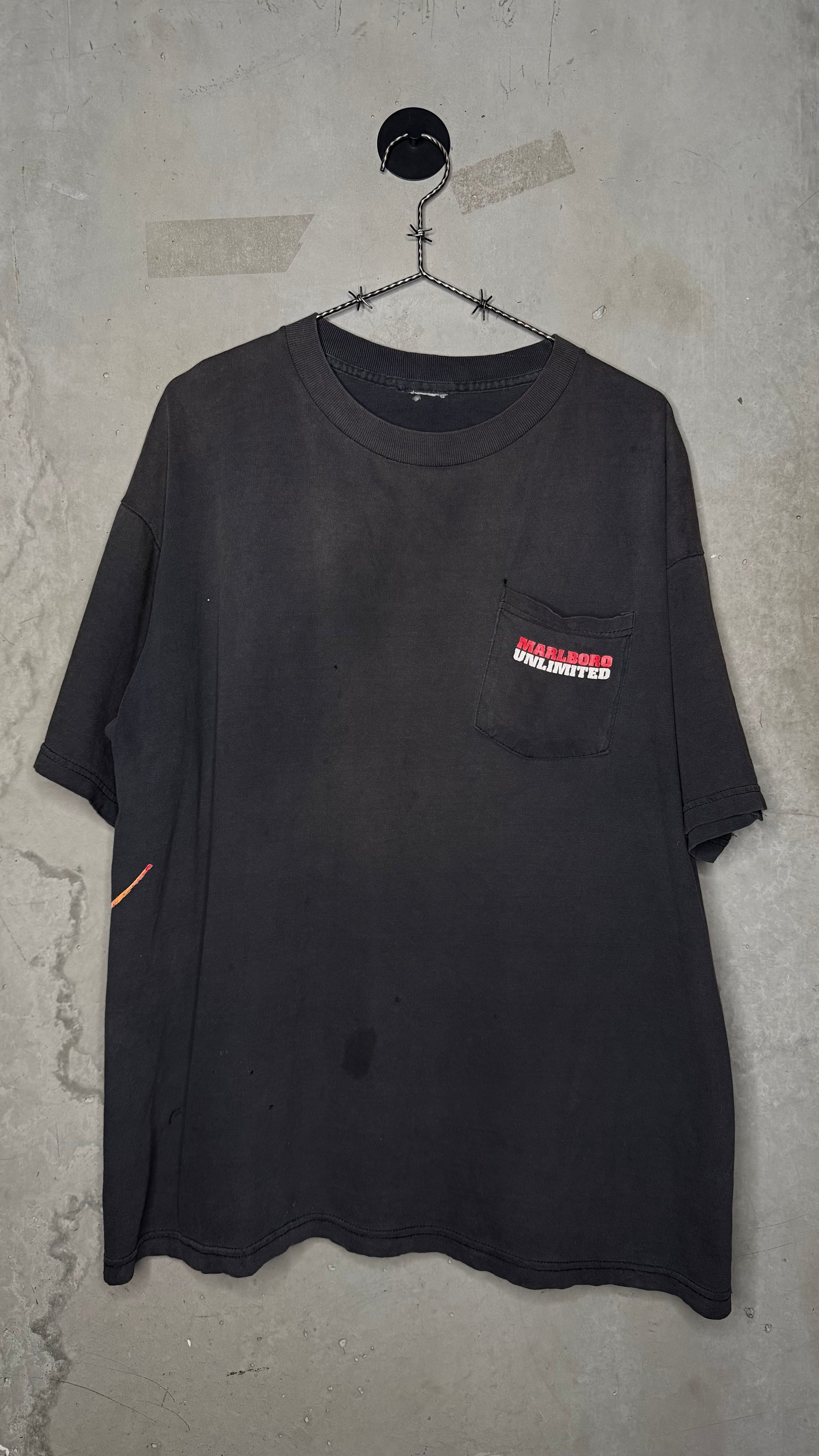 MARLBORO CIGARETTES FADED POCKET TEE | LIZARD BACK HIT