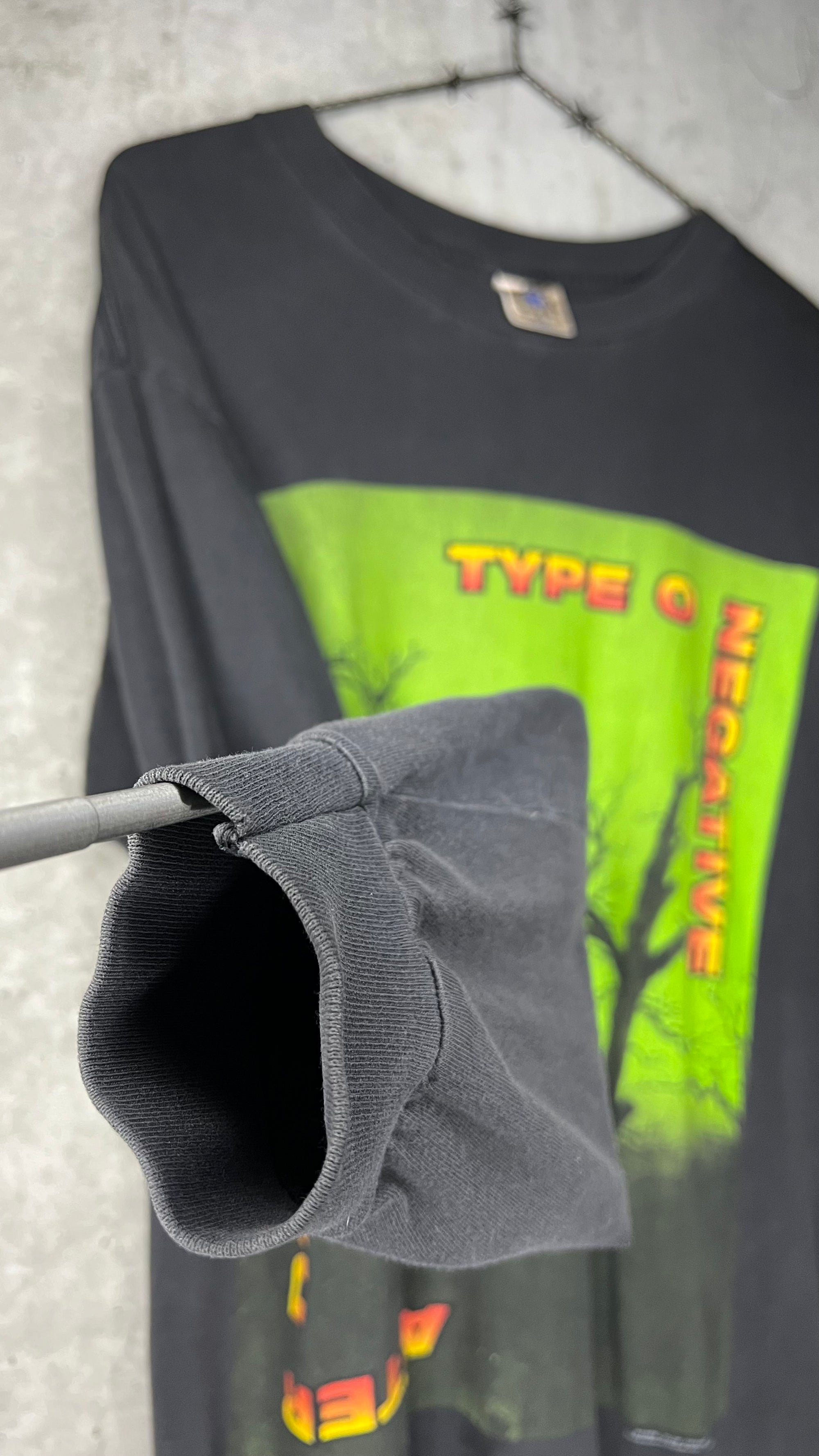 TYPE O NEGATIVE AFTER DARK LONG SLEEVE | AS ABOVE SO BELOW BACK HIT