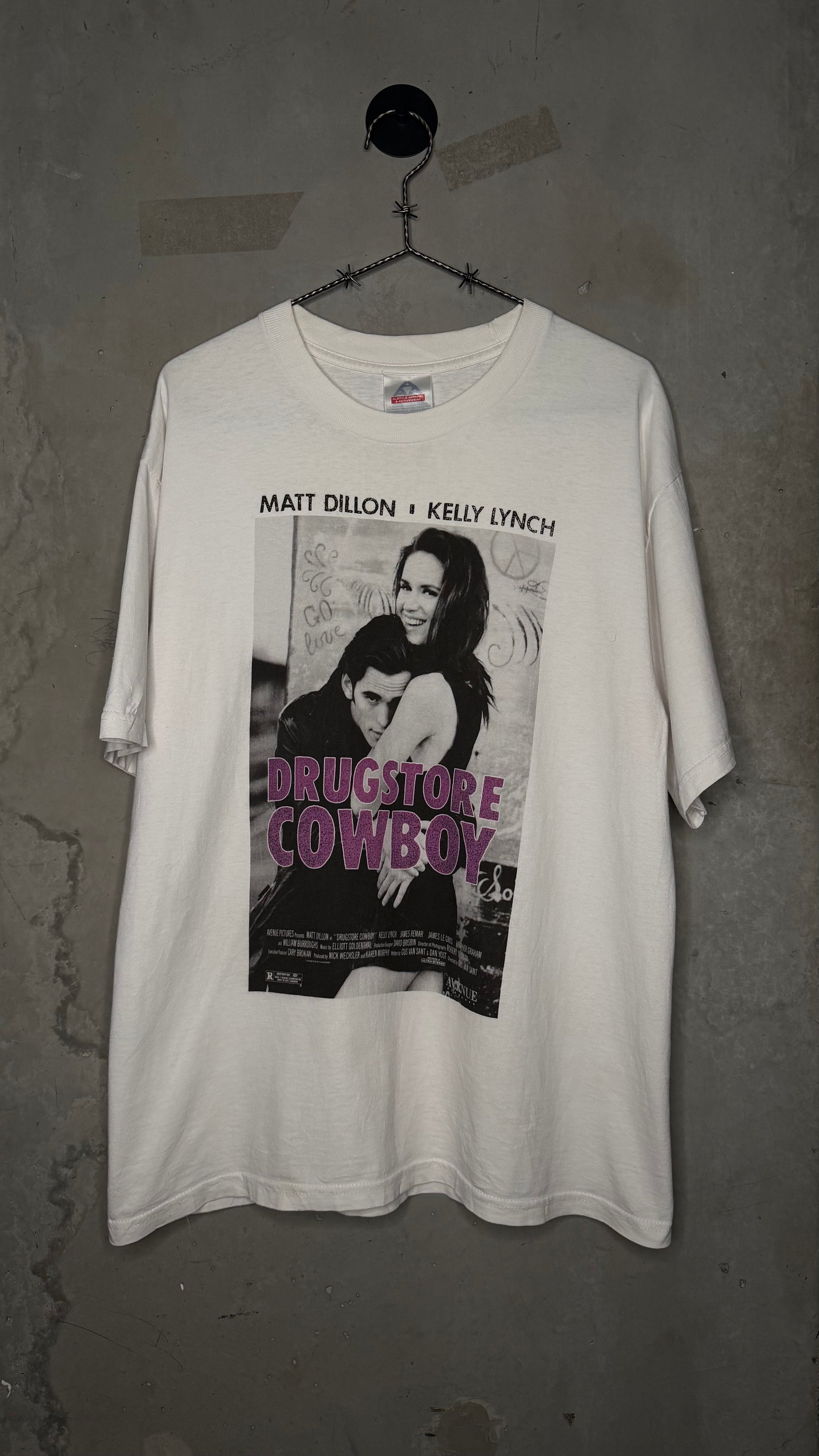 DRUGSTORE COWBOY MOVIE PROMO TEE | MATT DILLON &  KELLY LYNCH