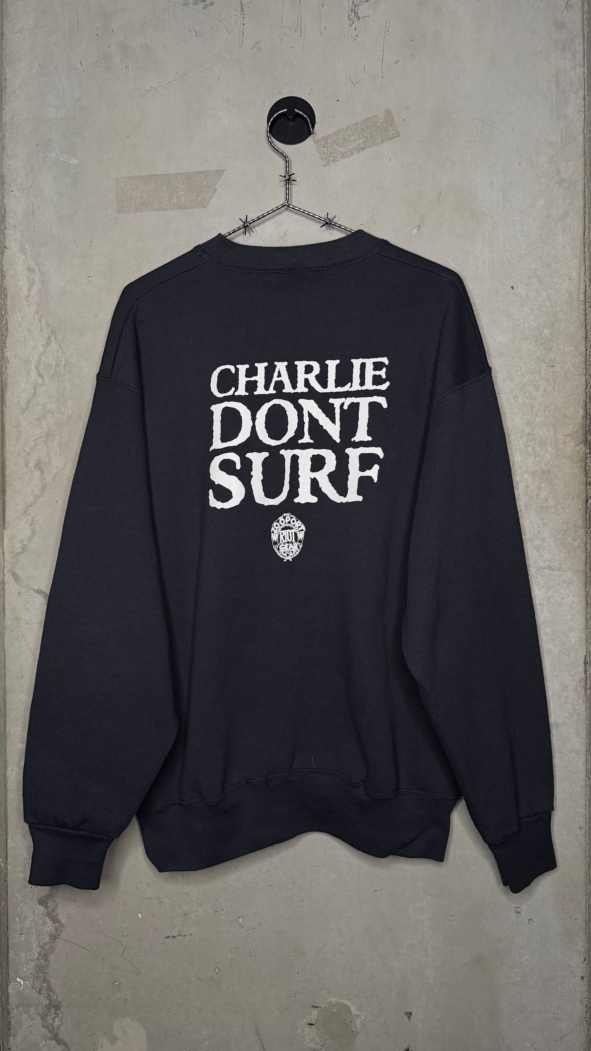 CHARLES MANSON ‘CHARLIE DONT SURF’ CREWNECK | SERIAL KILLER