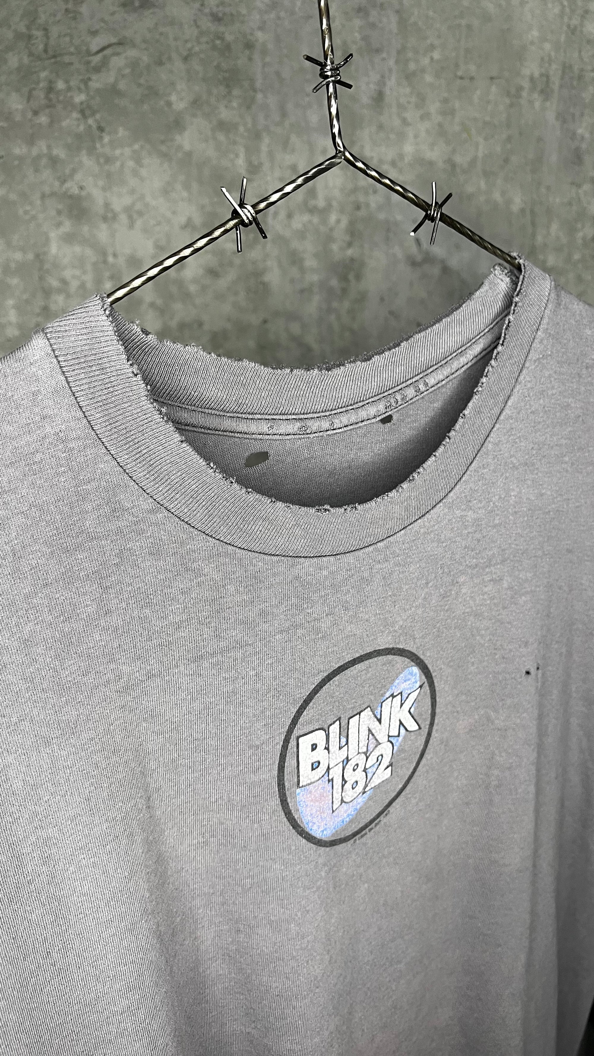 BLINK 182 PUNK SHOW FADED THRASHER TEE 96’ | DRUM KIT BACK HIT
