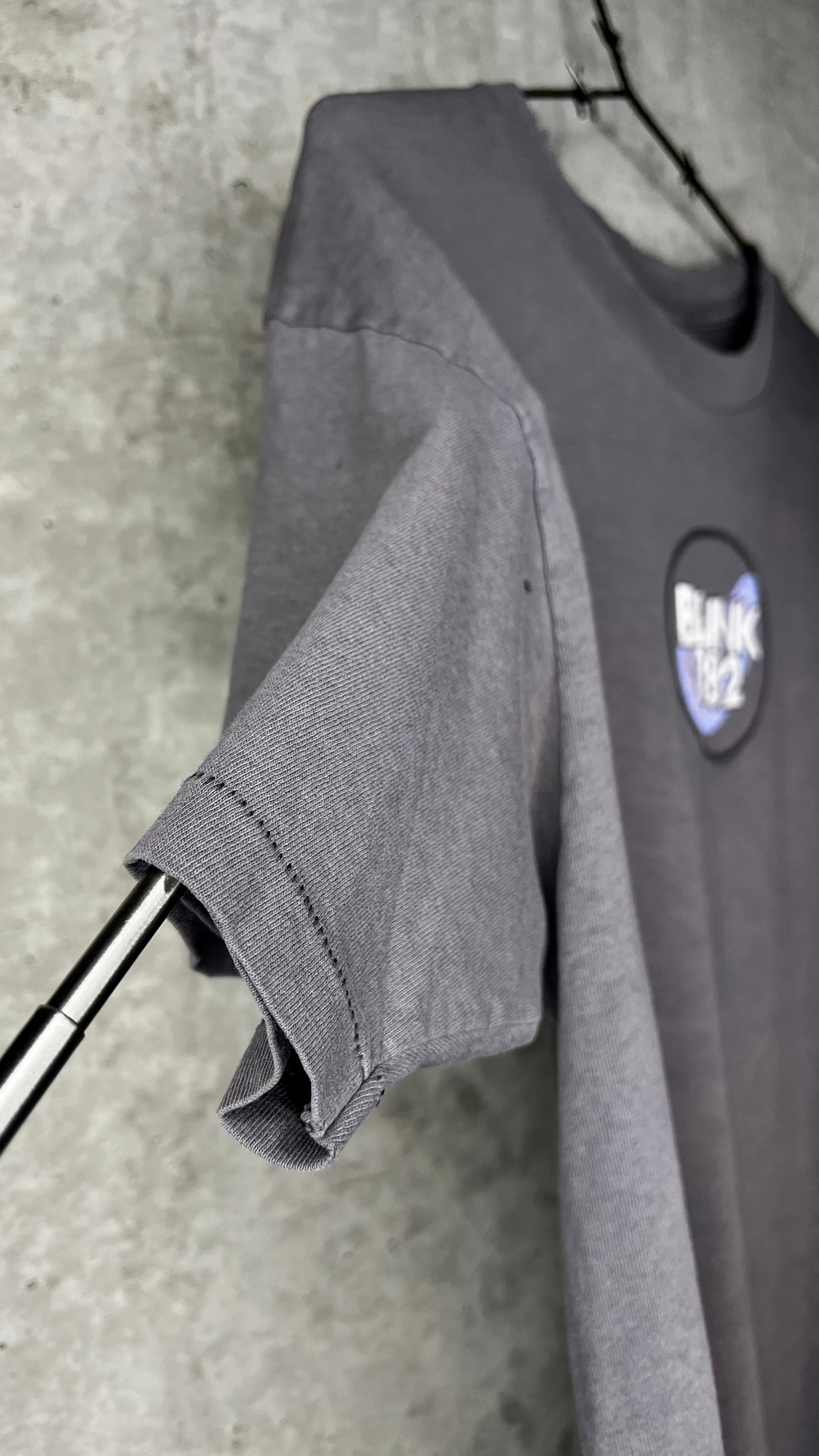 BLINK 182 PUNK SHOW FADED THRASHER TEE 96’ | DRUM KIT BACK HIT