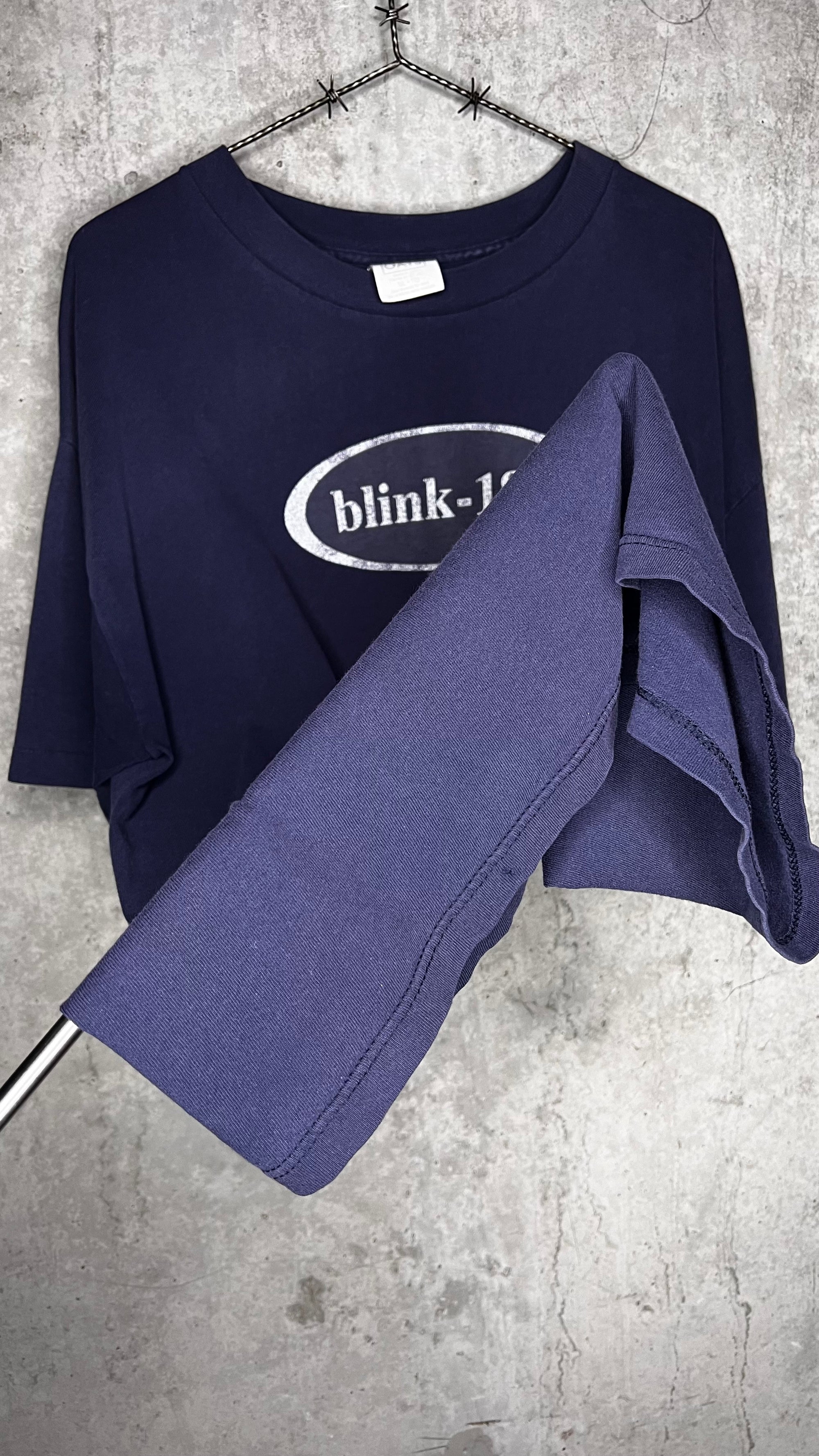 BLINK 182 CLASSIC LOGO 98’ TEE