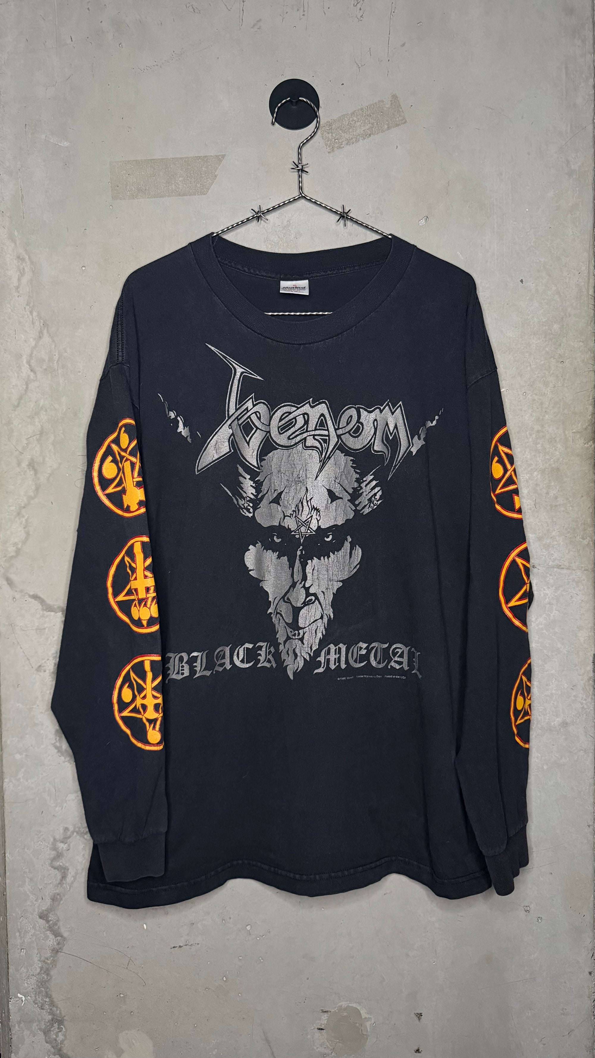 VENOM BLACK METAL LONGSLEEVE TEE