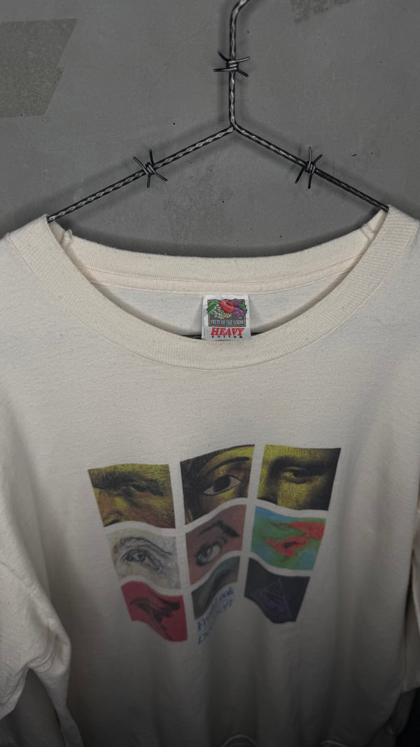 DURASOFT COLOR CONTACTS ‘FAMOUS EYES’ LONGSLEEVE ART TEE