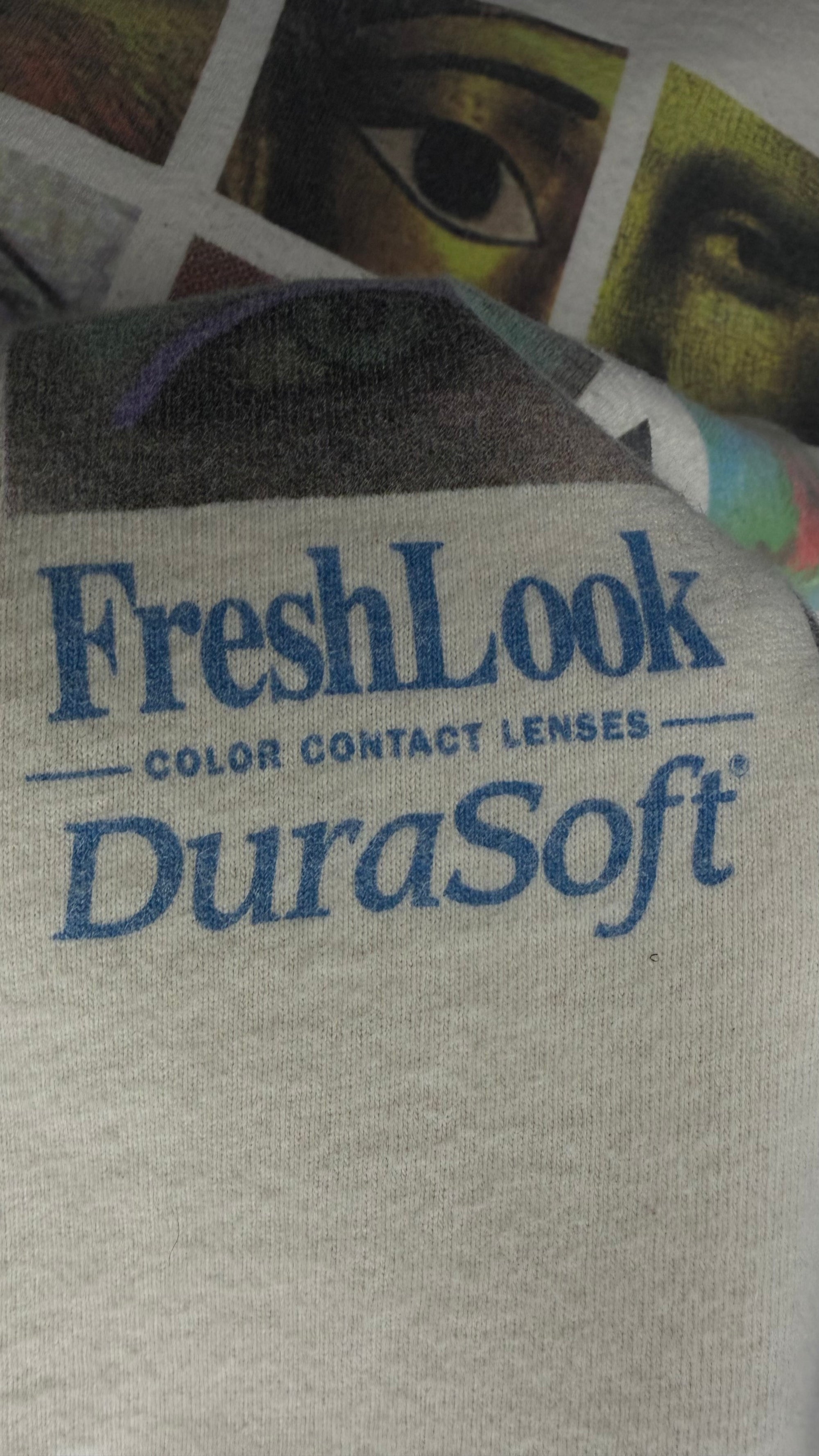 DURASOFT COLOR CONTACTS ‘FAMOUS EYES’ LONGSLEEVE ART TEE