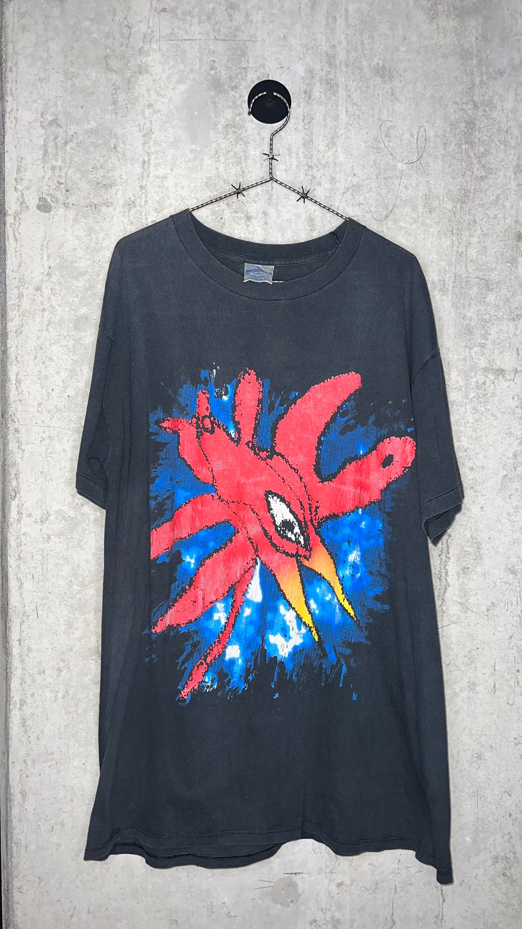 THE CURE WISH TOUR 92’ TEE | BIG SQUID GUY FRONT HIT