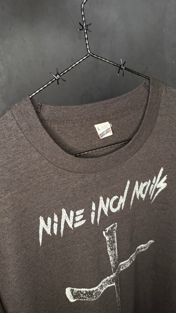 NINE INCH NAILS PRETTY HATE MACHINE ERA BOOTLEG TEE | NIN CROSS OF NAILS