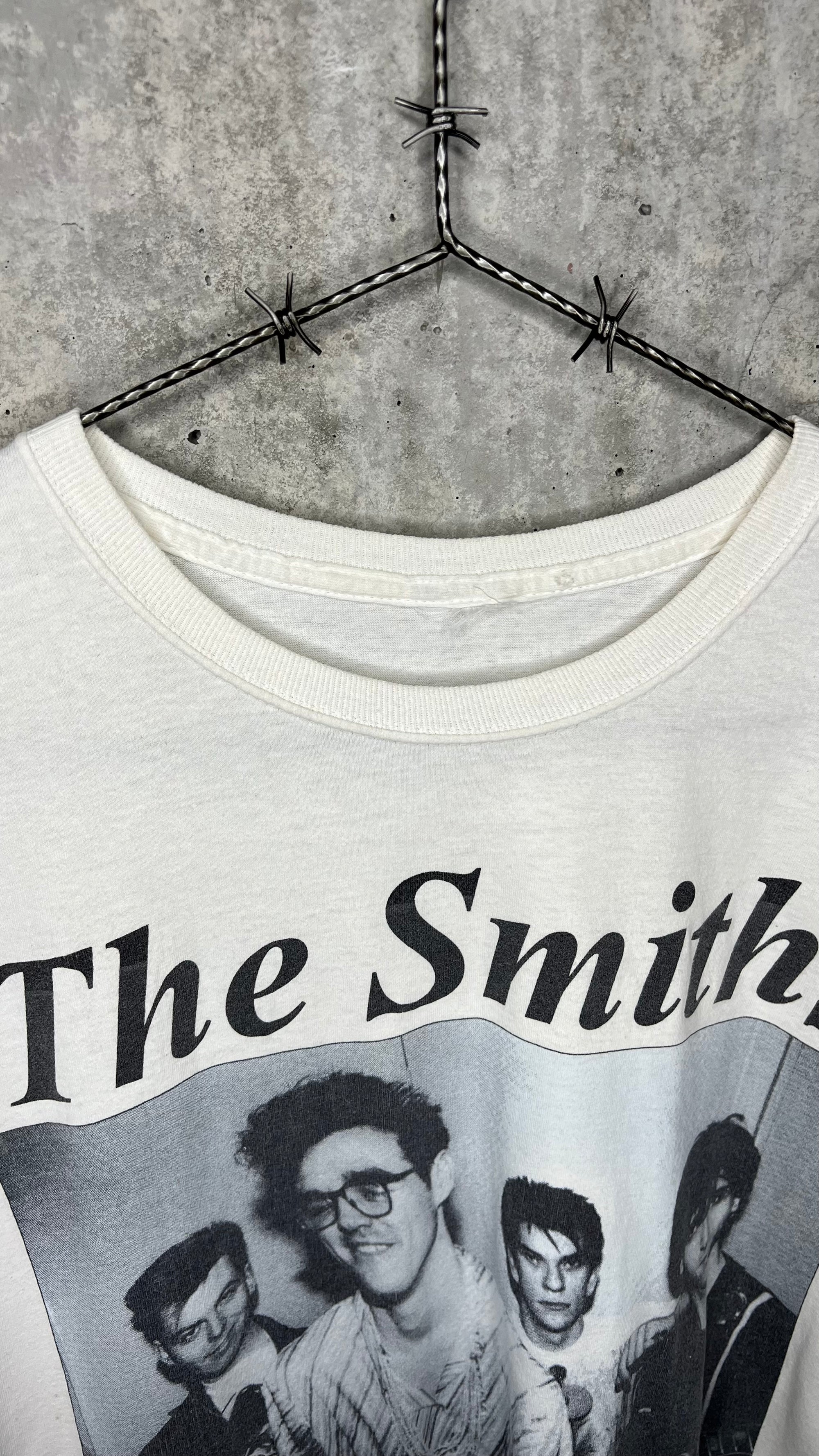 THE SMITHS | “THERE IS A LIGHT THAT NEVER GOES OUT” DOUBLE DECKER BUS 90’S TEE