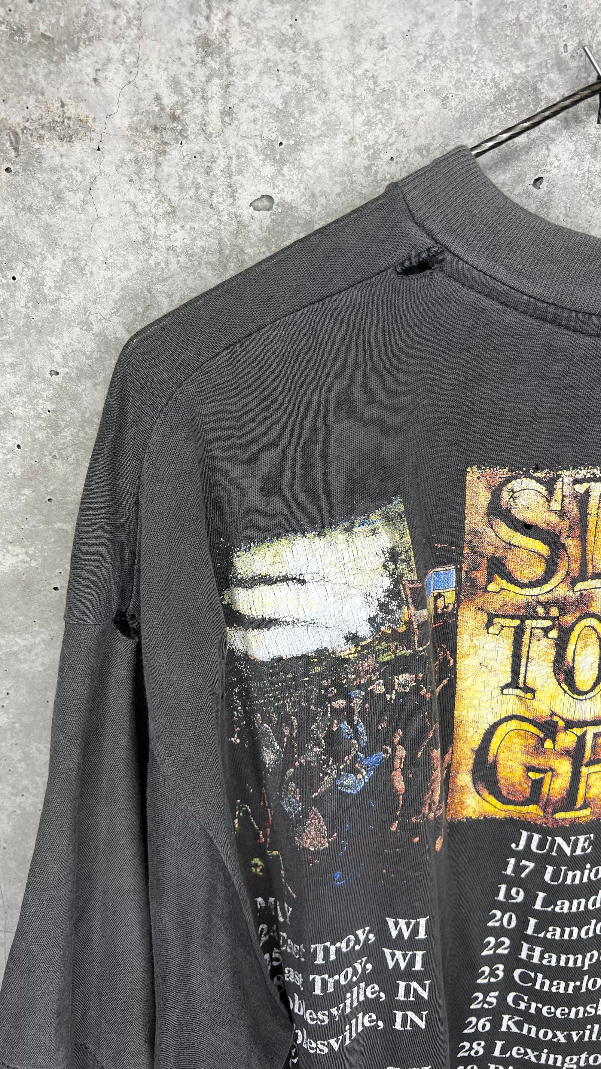 SKID ROW SLAVE TO THE GRIND THRASHED FADER TOUR TEE