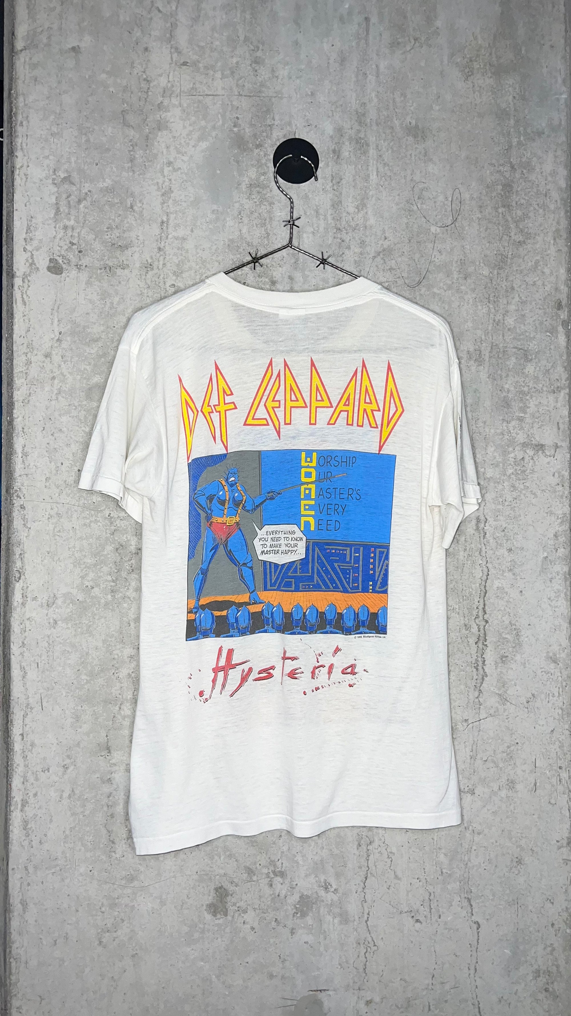 DEF LEPPARD RARE COMIC TEE