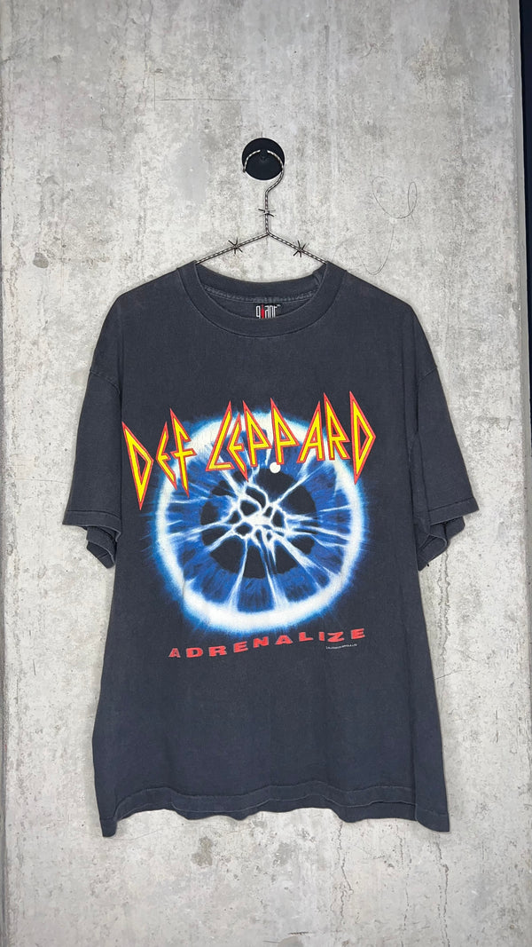 DEF LEPPARD ADRENALIZE | 7 DAY WEEKEND TOUR TEE