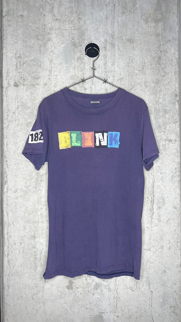 BLINK-182 RANSOM NOTE LETTER HIT CONCERT TEE | 182 SLEEVE HIT (RIGHT SLEEVE VARIANT)