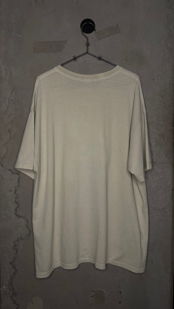 EDWARD SCISSORHANDS ‘EDWARD & KIM’S EMBRACE’ TEE | TIM BURTON | JOHNNY DEPP & WINONA RYDER