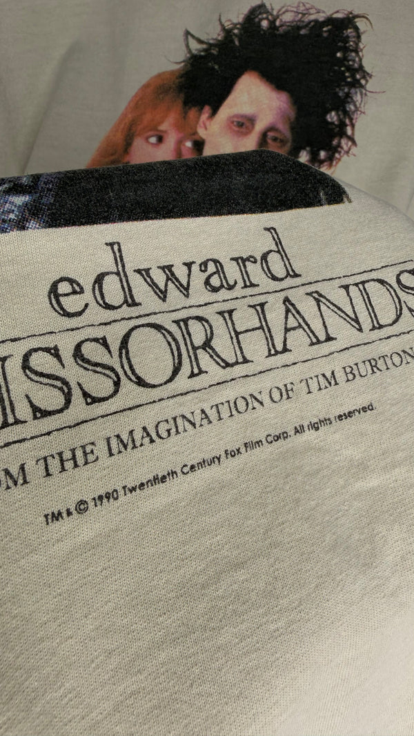 EDWARD SCISSORHANDS ‘EDWARD & KIM’S EMBRACE’ TEE | TIM BURTON | JOHNNY DEPP & WINONA RYDER