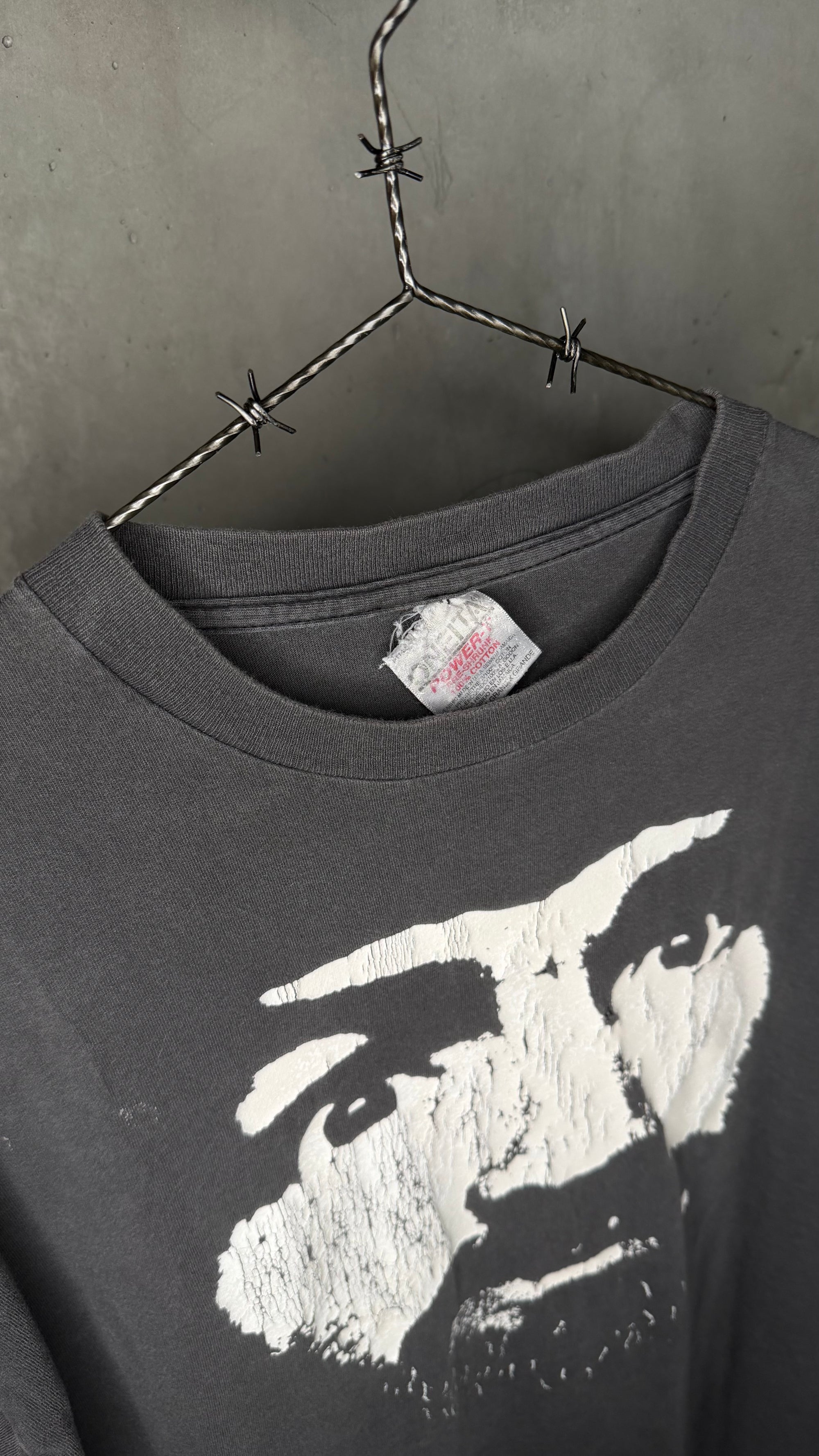 CHARLES MANSON BIG FACE SERIAL KILLER TEE | GLOW IN THE DARK