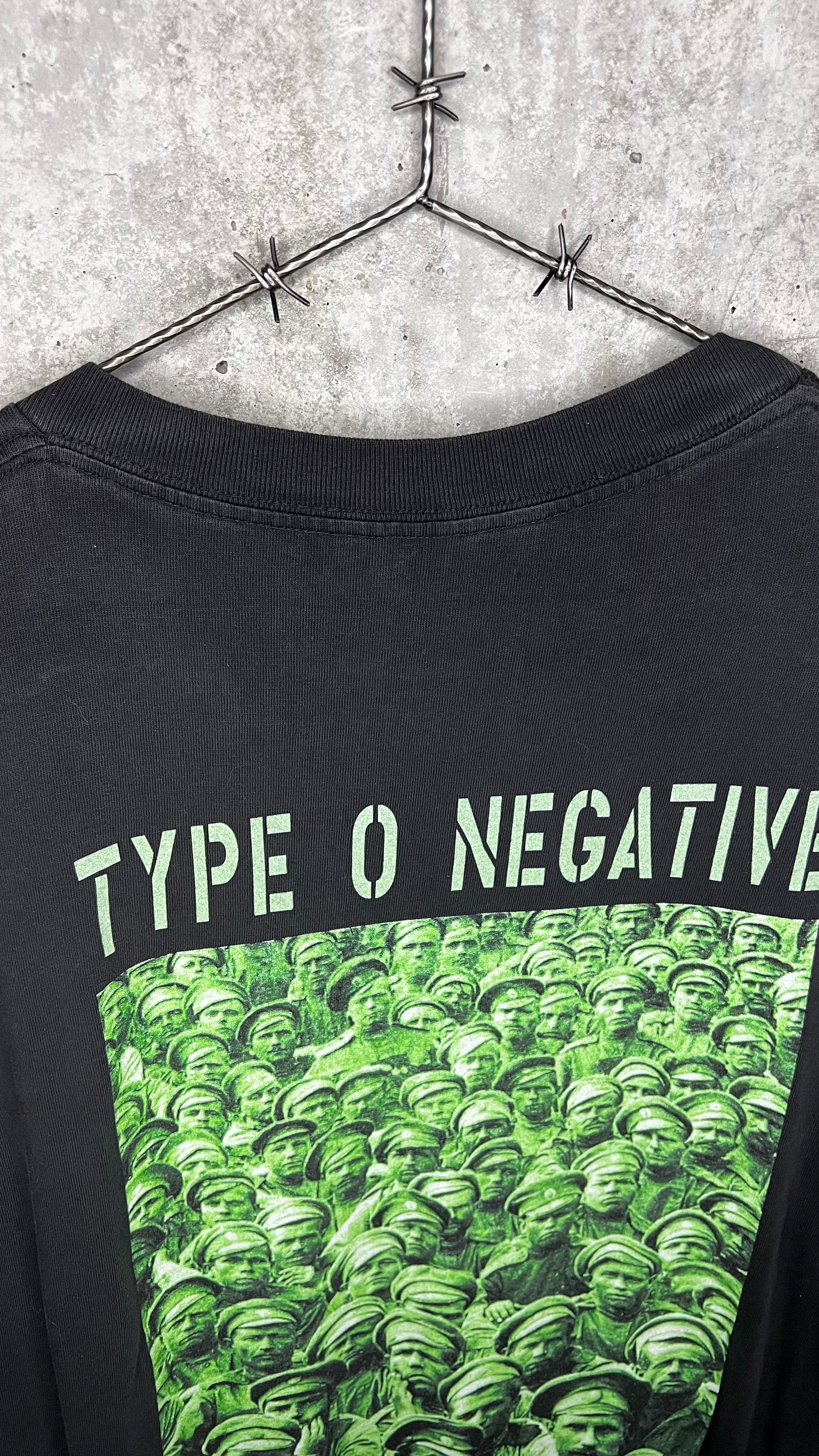 TYPE O NEGATIVE RARE VINNLANDIA TEE | DIVERSITY = DESTRUCTION BACK HIT