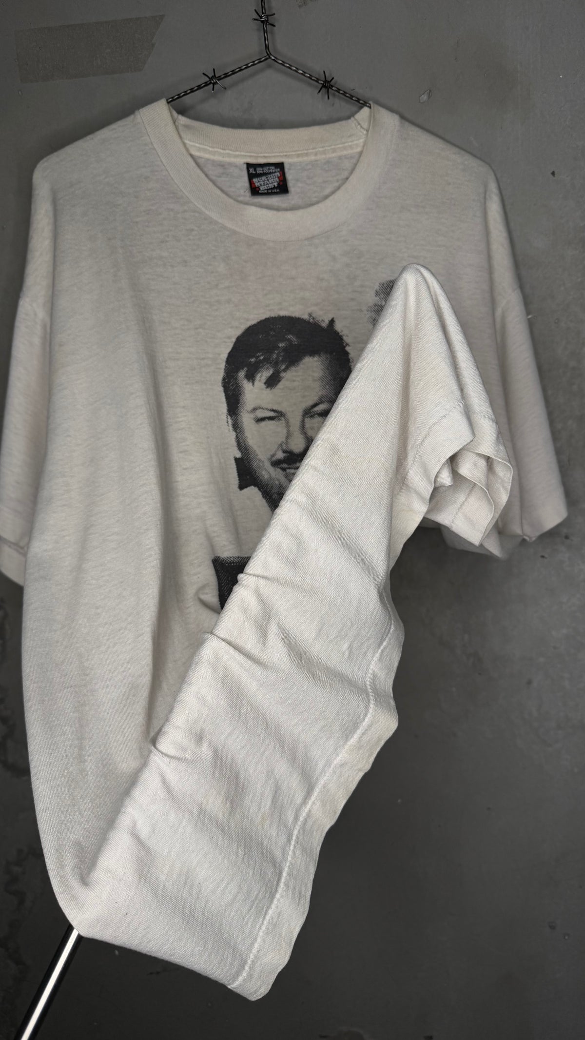 JOHN WAYNE GACY MUG SHOT MUTILATION GRAPHICS TEE