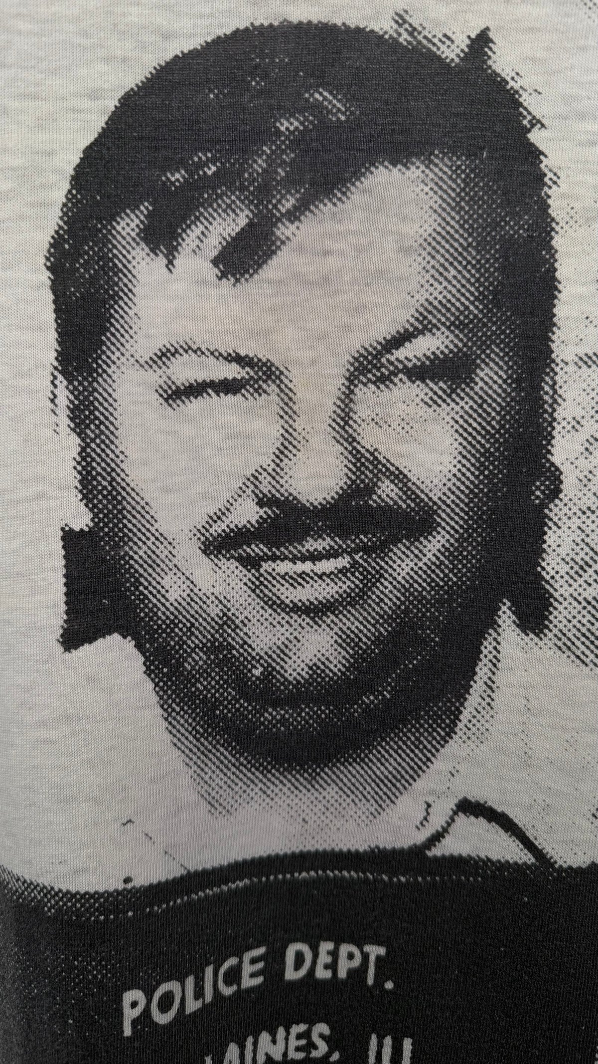 JOHN WAYNE GACY MUG SHOT MUTILATION GRAPHICS TEE