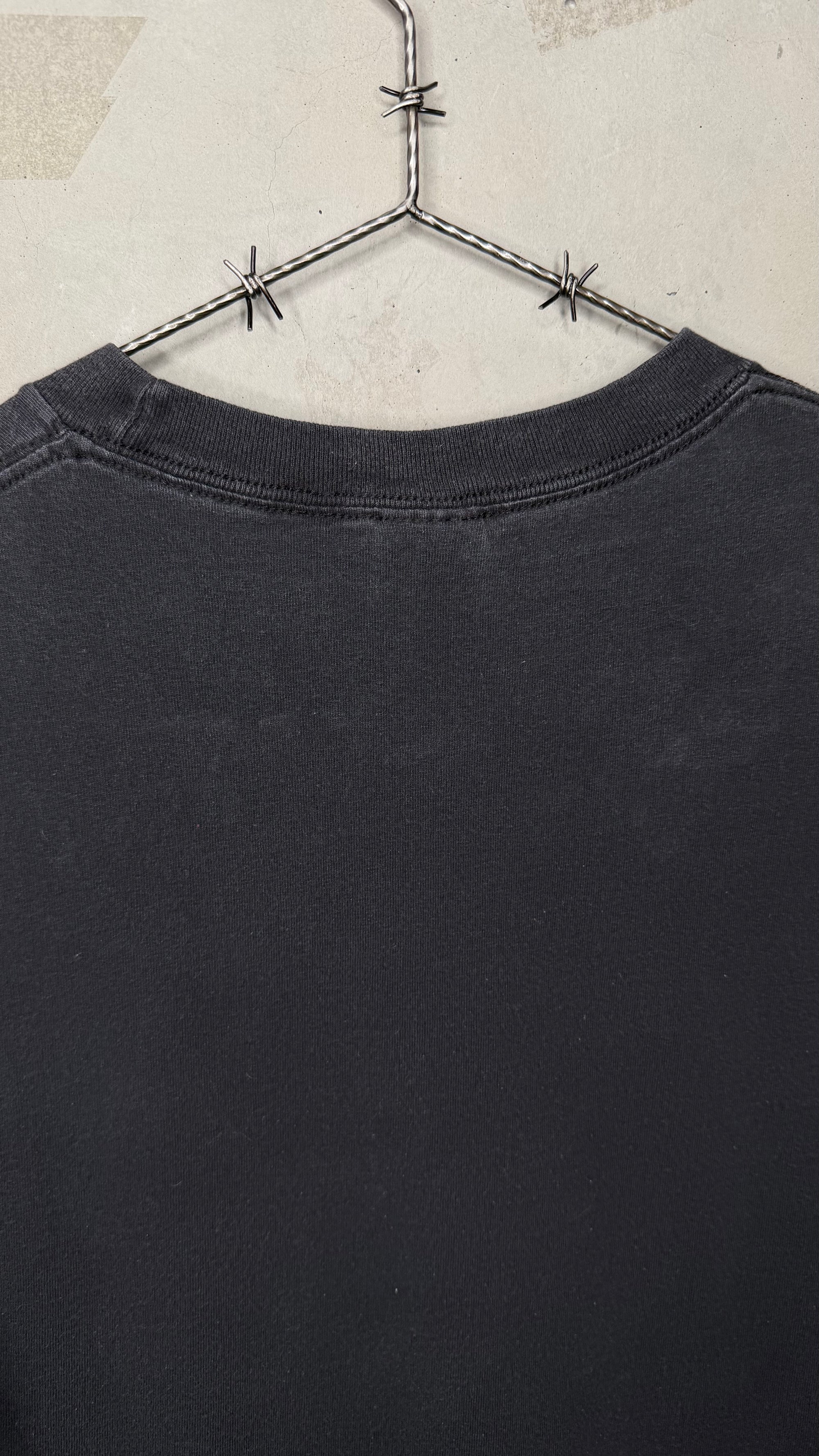 THE LOCUST BIG PRINT LOCUST TEE