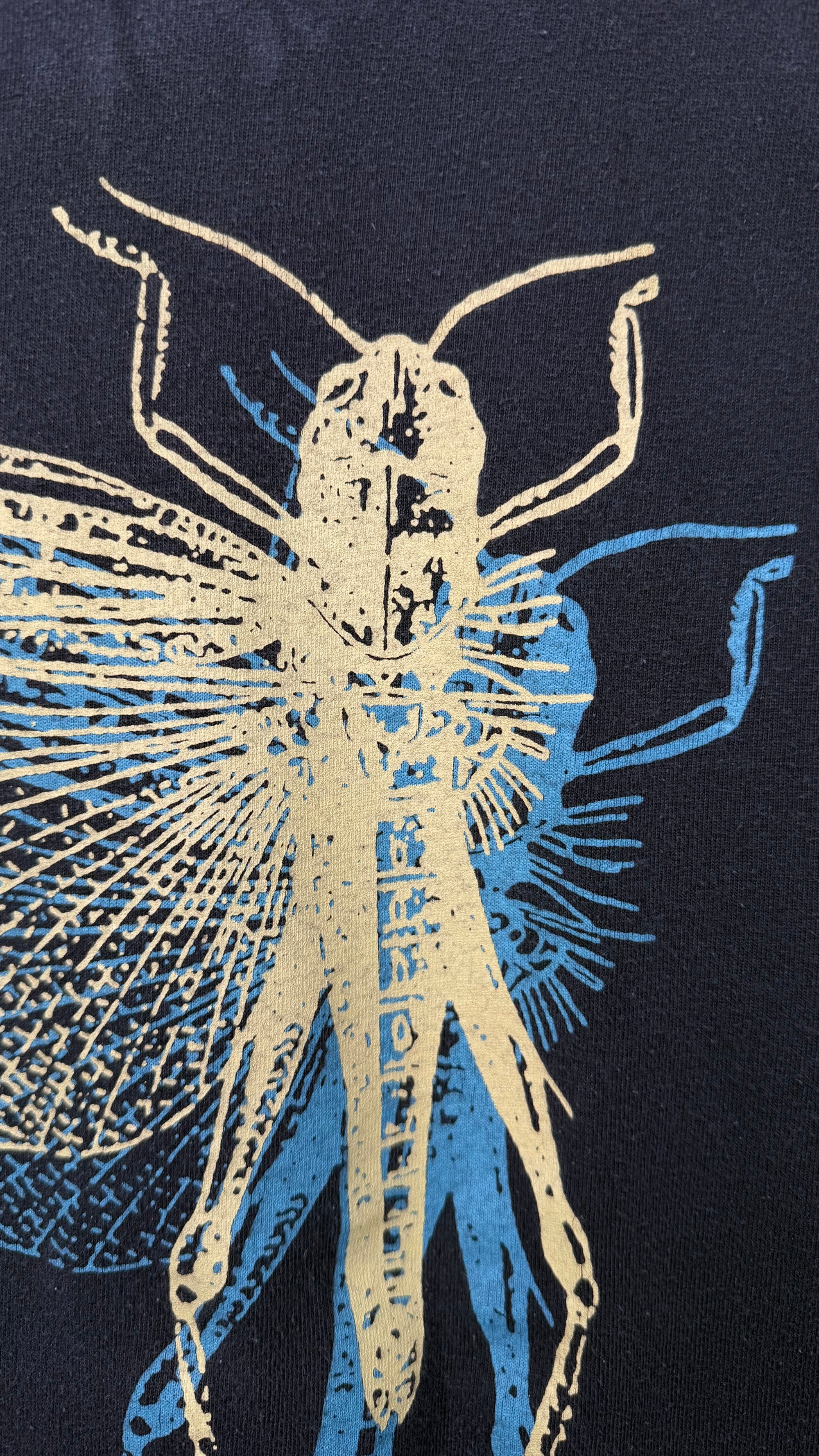 THE LOCUST BIG PRINT LOCUST TEE