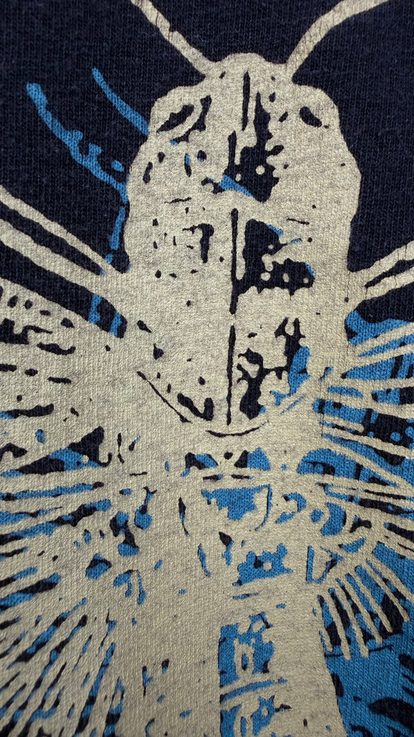 THE LOCUST BIG PRINT LOCUST TEE