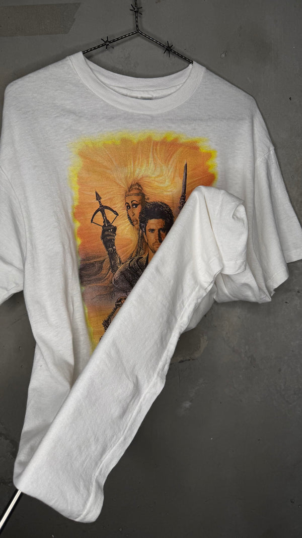 MADMAX BEYOND THUNDERDOME 85’ MOVIE TEE | MEL GIBSON & TINA TURNER