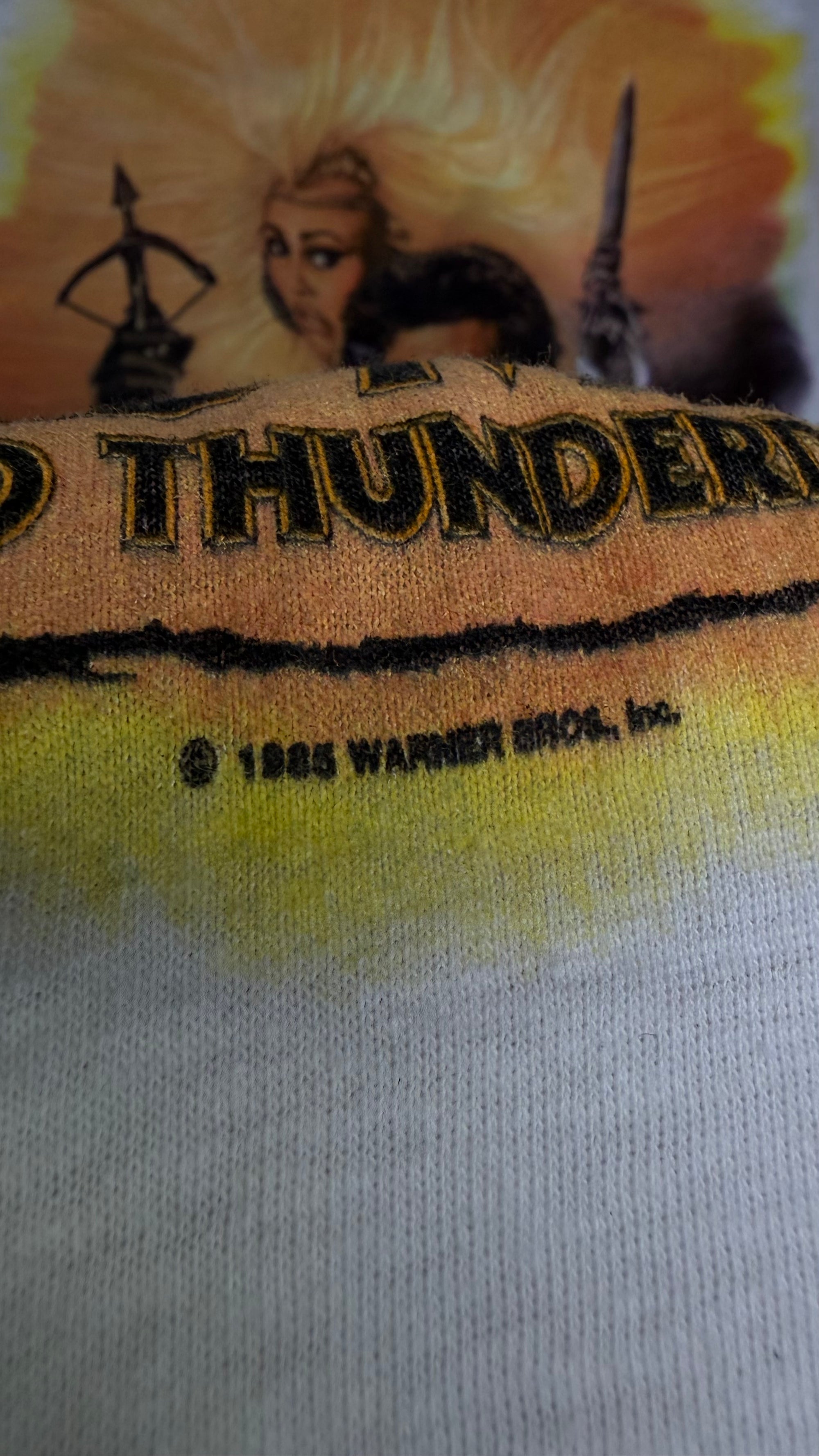 MADMAX BEYOND THUNDERDOME 85’ MOVIE TEE | MEL GIBSON & TINA TURNER