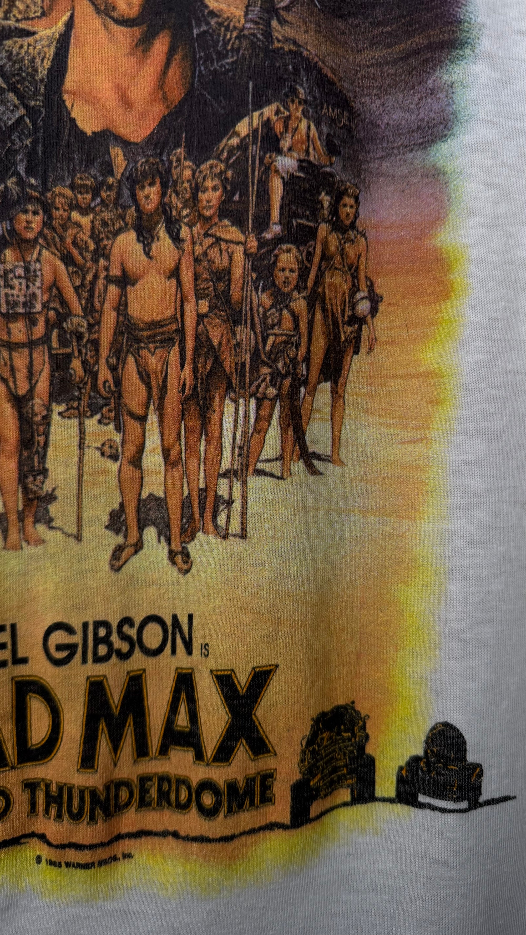 MADMAX BEYOND THUNDERDOME 85’ MOVIE TEE | MEL GIBSON & TINA TURNER