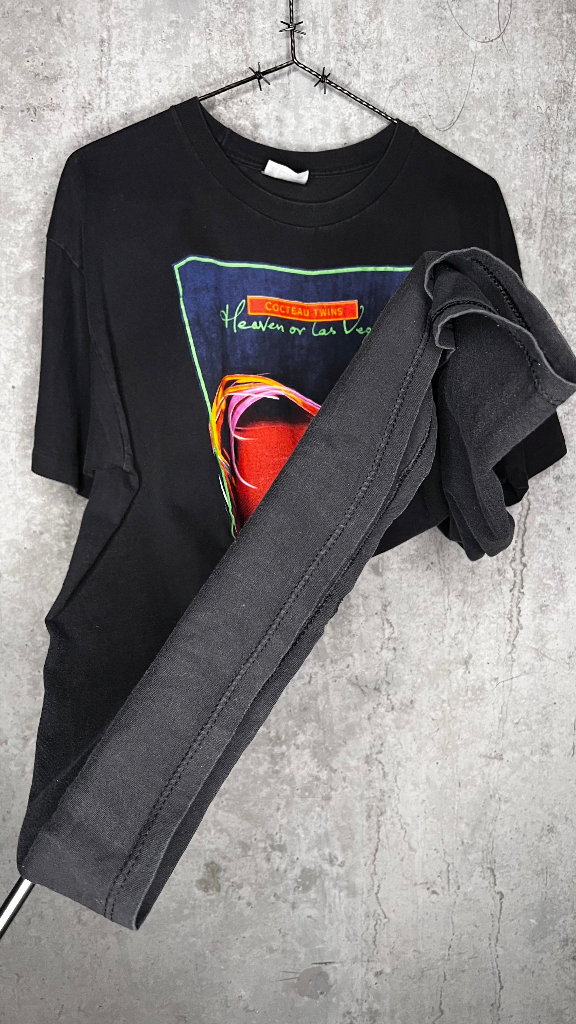 COCTEAU TWINS HEAVEN OR LAS VEGAS ALBUM ART TEE | BLACK VARIANT