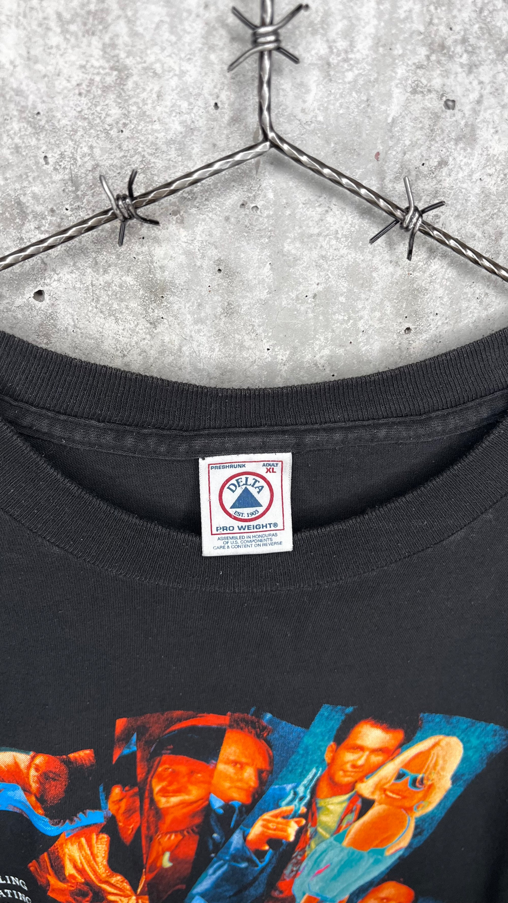 TRUE ROMANCE POSTER PRINT MOVIE TEE | CHRISTIAN SLATER & PATRICIA ARQUETTE