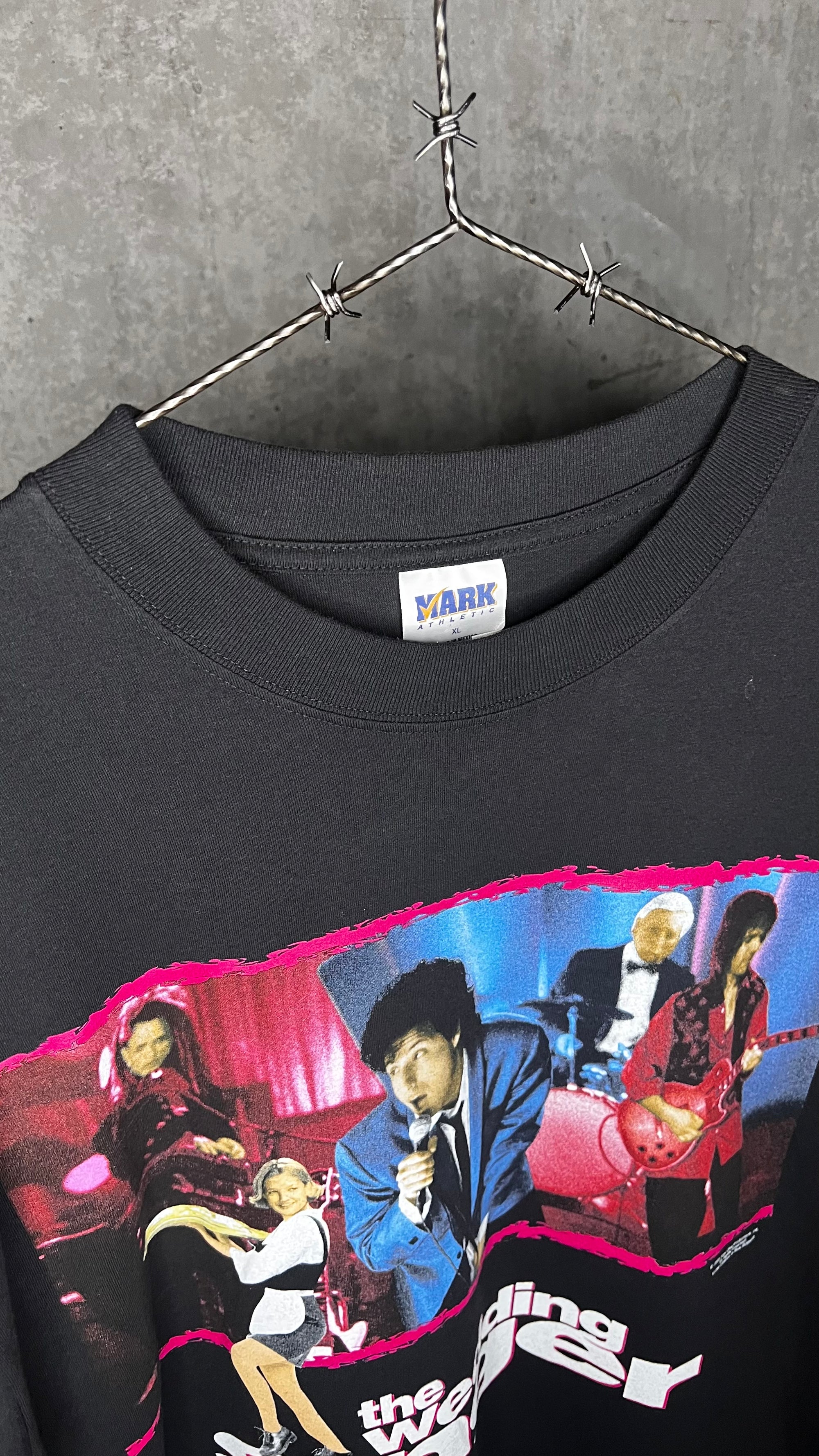 THE WEDDING SINGER POSTER PRINT MOVIE TEE | ADAM SANDLER & DREW BARRYMORE