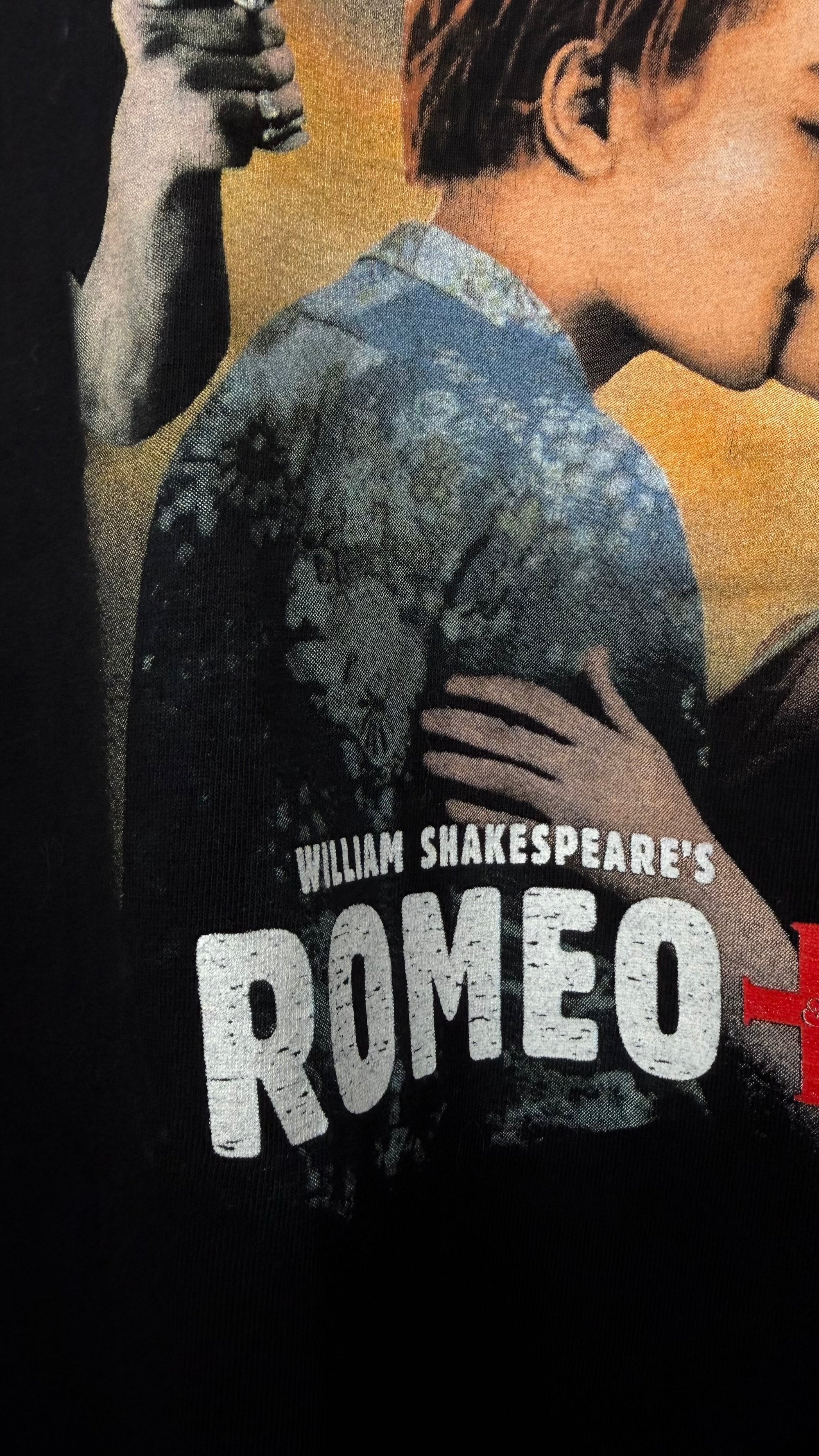 ROMEO + JULIET MOVIE PROMO TEE | LEONARDO DICAPRIO & CLAIRE DANES | JOHN LEGUIZAMO