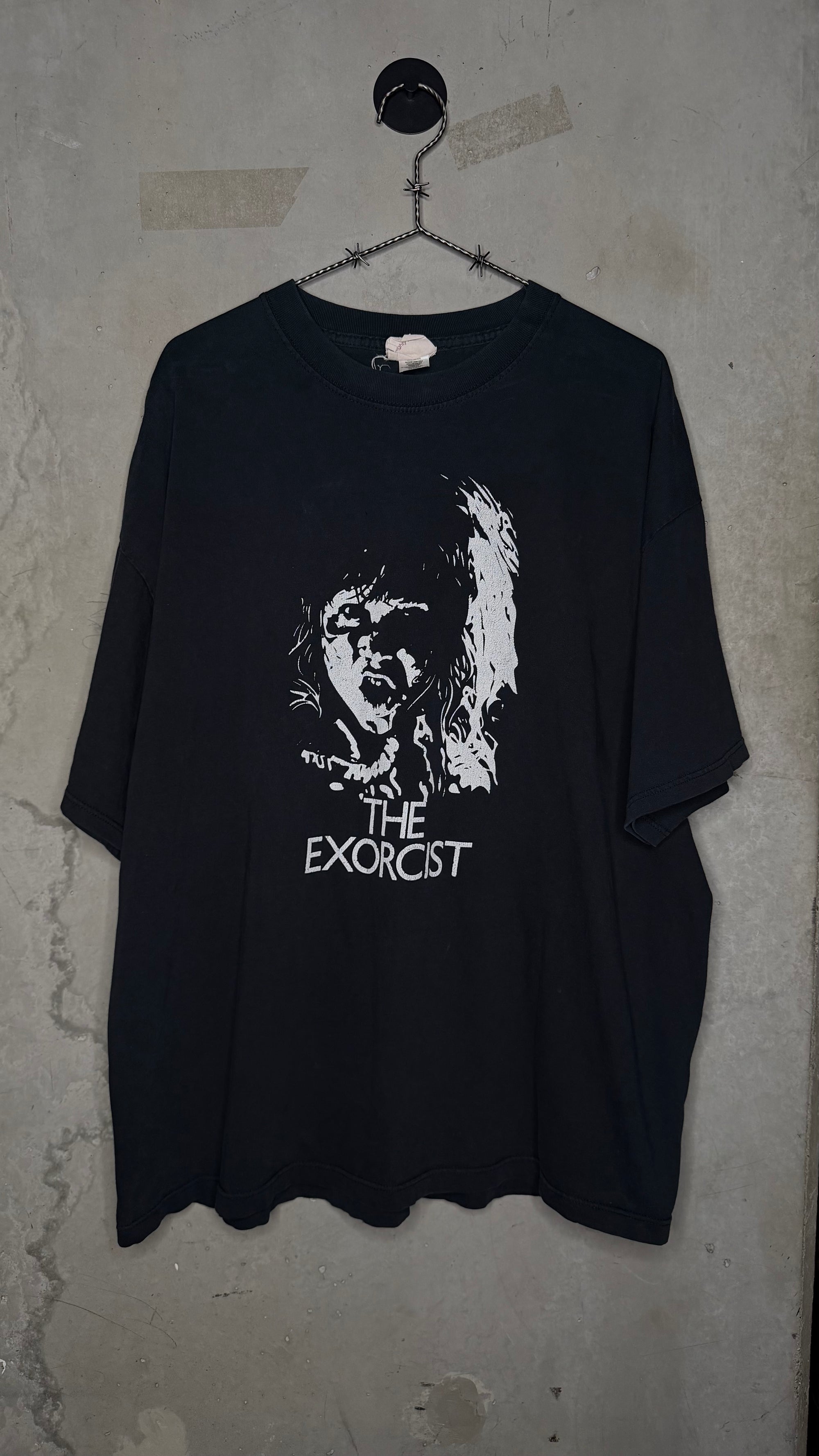 THE EXORCIST BLACK & WHITE PRINT MOVIE TEE