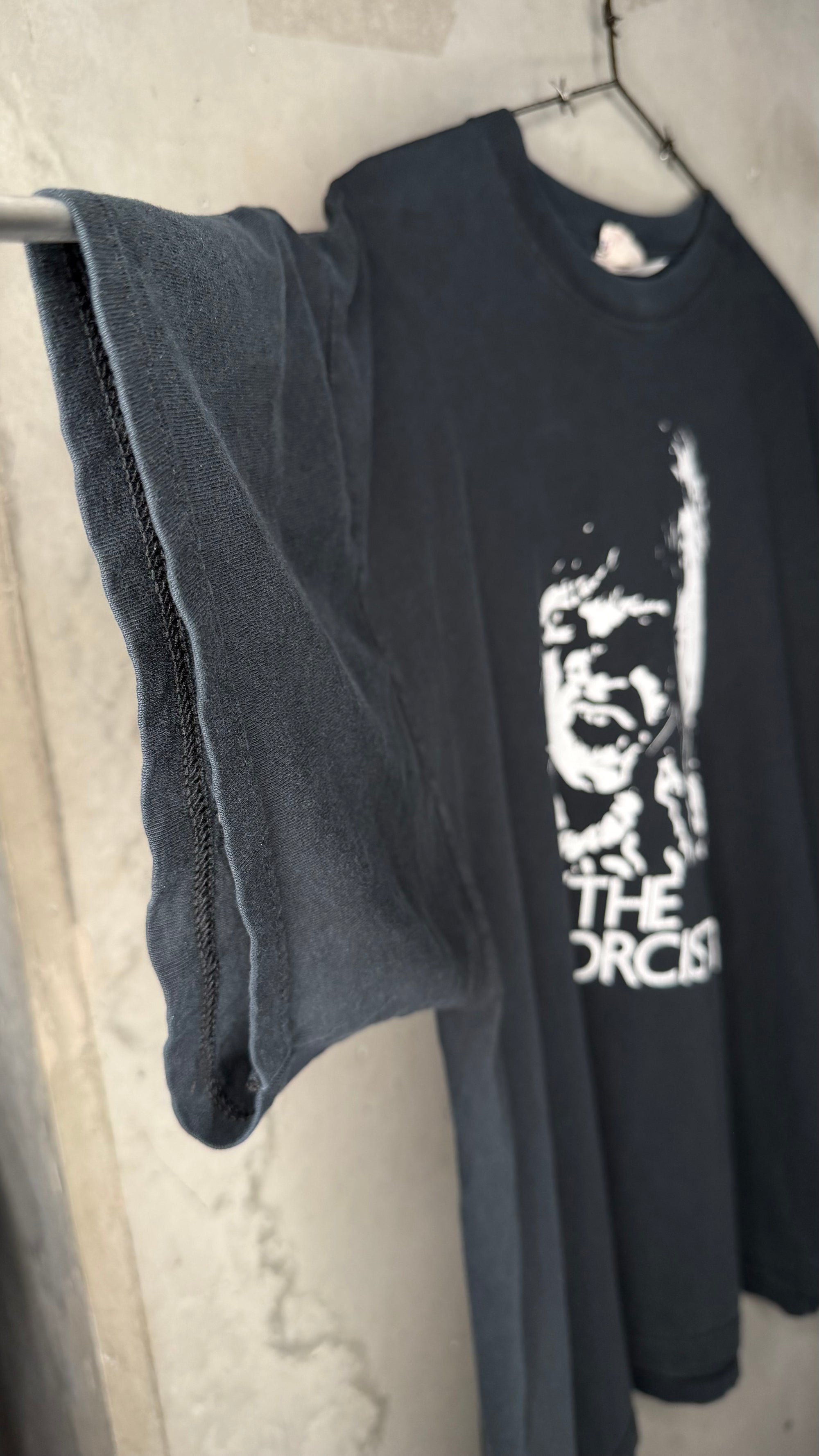 THE EXORCIST BLACK & WHITE PRINT MOVIE TEE