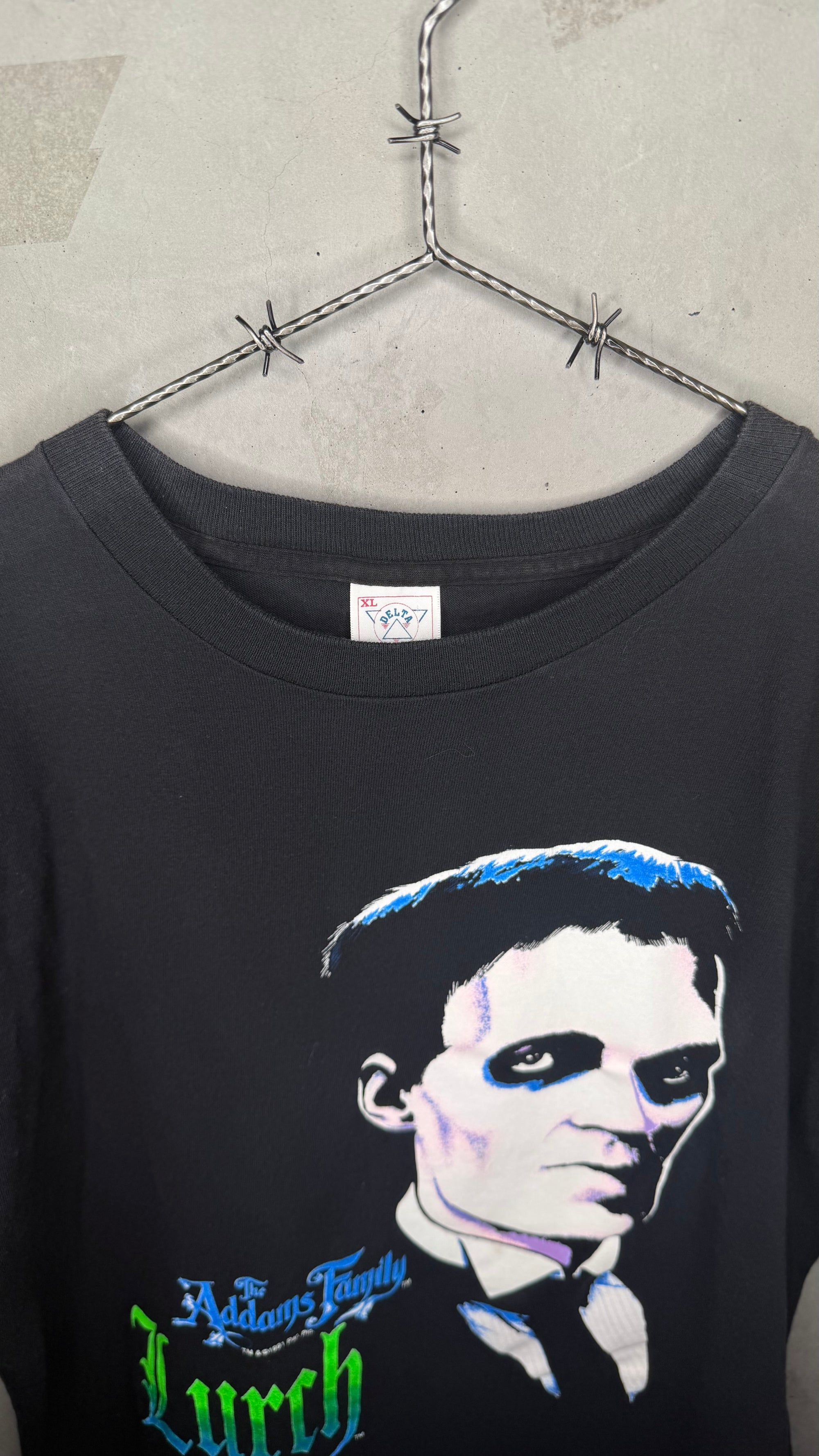 THE ADDAMS FAMILY LURCH SOLO MOVIE TEE
