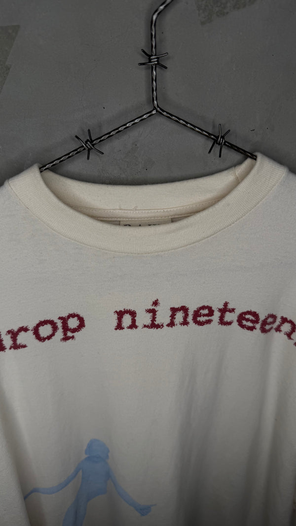 DROP NINETEENS NATIONAL COMA LONG SLEEVE TEE