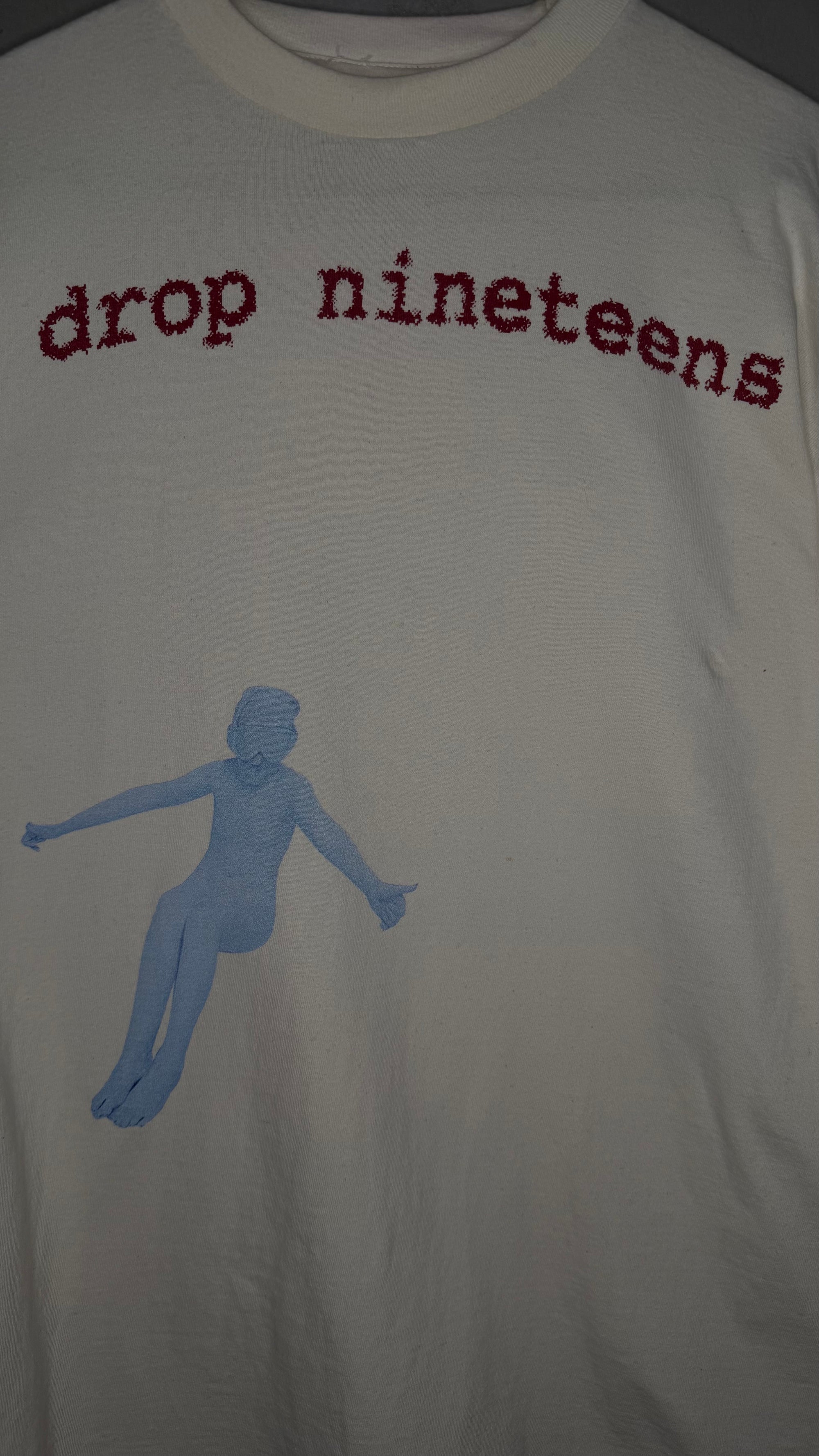 DROP NINETEENS NATIONAL COMA LONG SLEEVE TEE