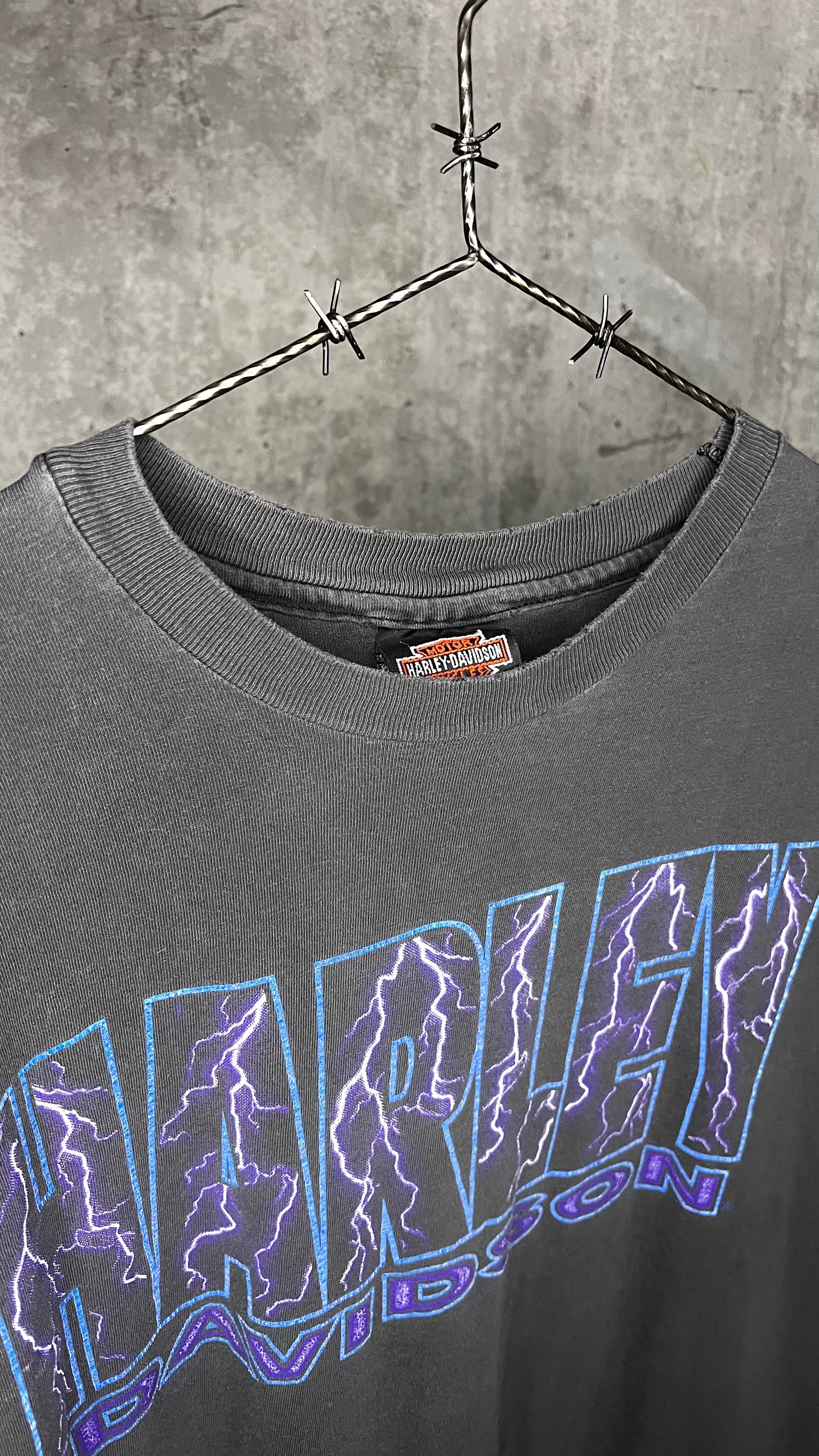 HARLEY DAVIDSON BLUE & PURPLE LIGHTNING TEE | TUCSON AZ BACK HIT