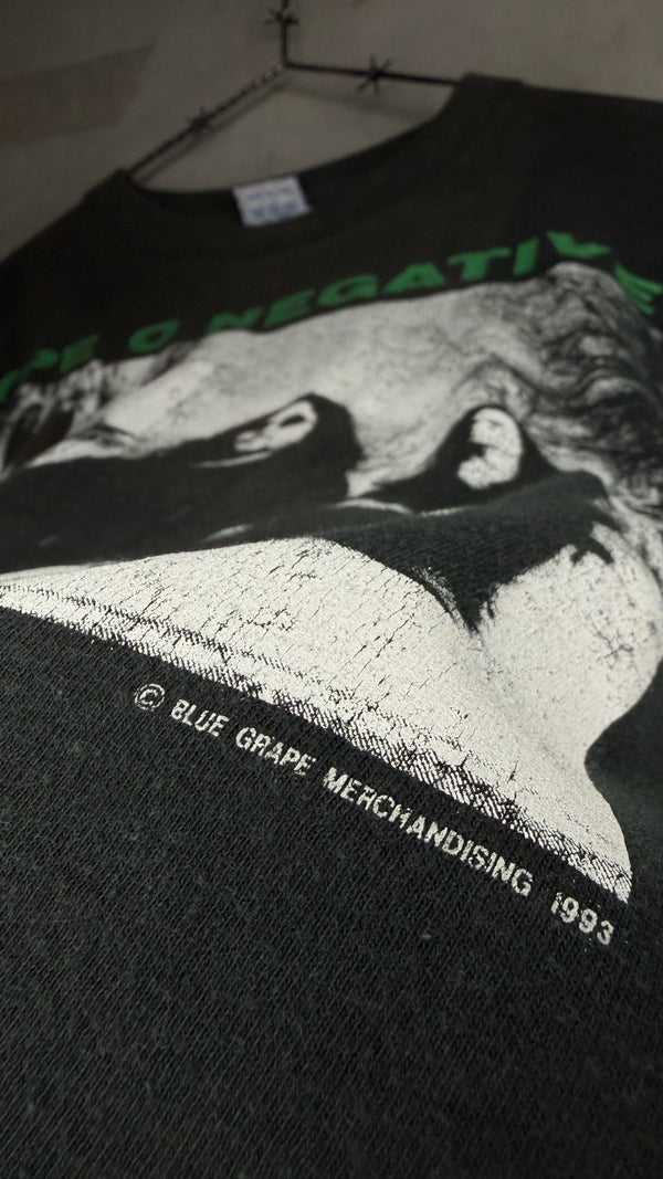 TYPE O NEGATIVE ‘BEG TO SERVE’ LONG SLEEVE | BLOODY KISSES ERA