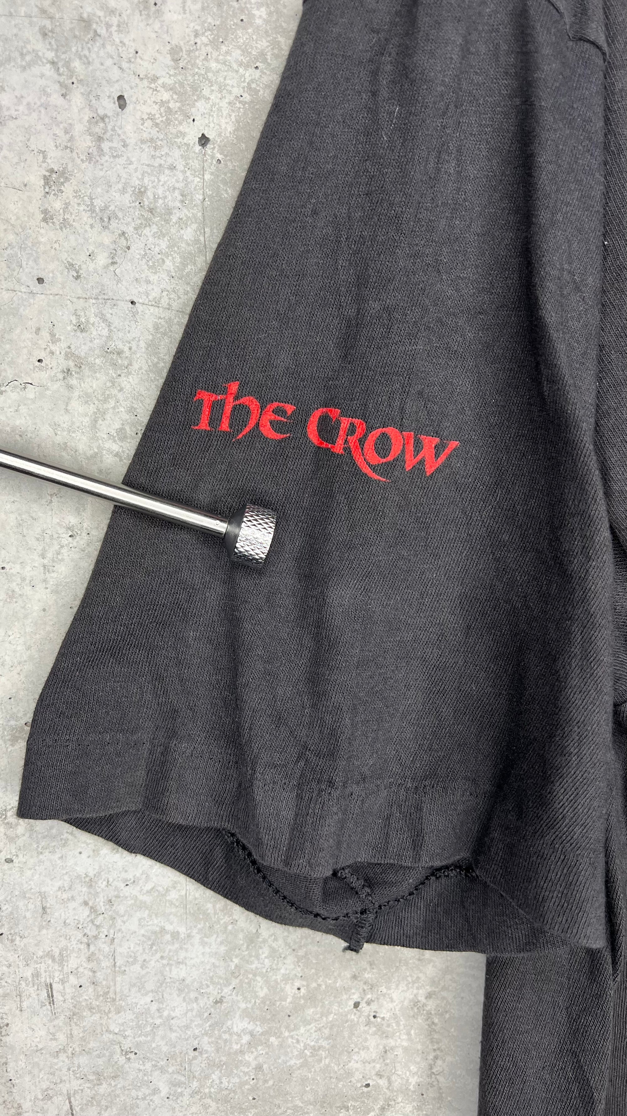 THE CROW RAVEN TEE | TITLE SLEEVE HIT