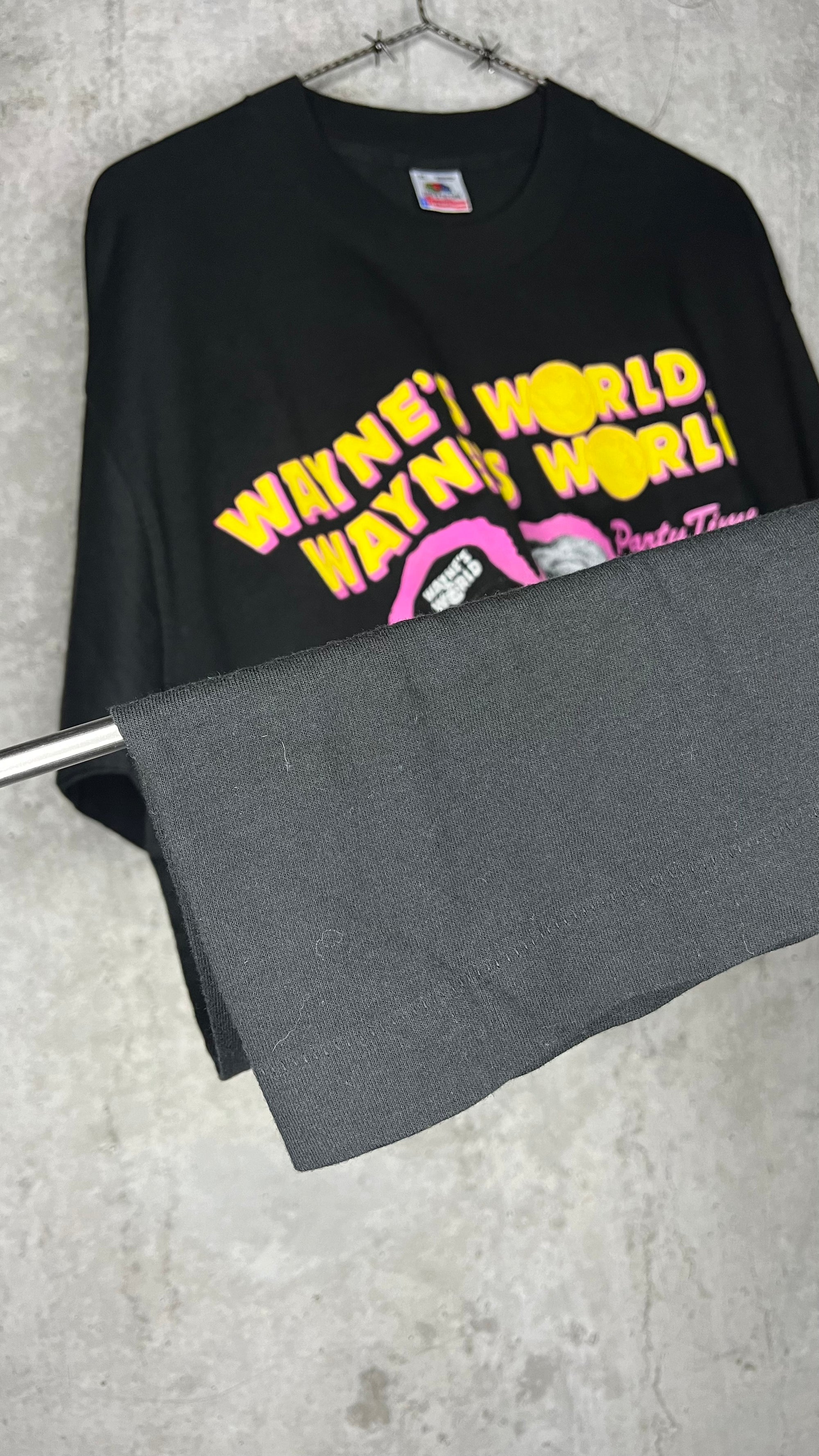 WAYNE’S WORLD SNL MOVIE PROMO TEE | PARTY ON GARTH, PARTY ON WAYNE | MIKE MYERS & DANA CARVEY