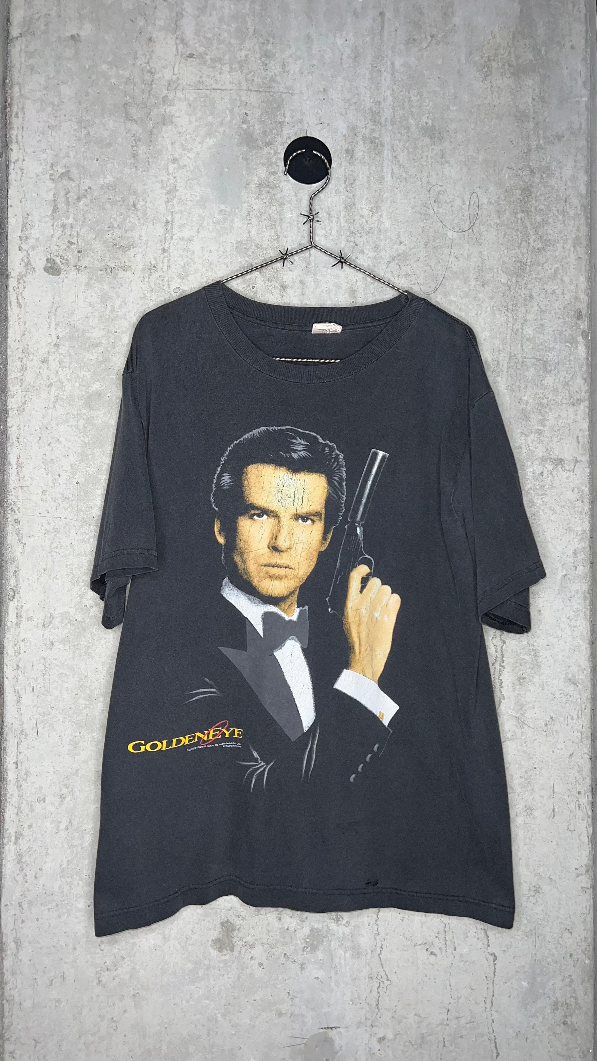 GOLDENEYE BIG FACE BOND MOVIE PROMO | PIERCE BROSNAN