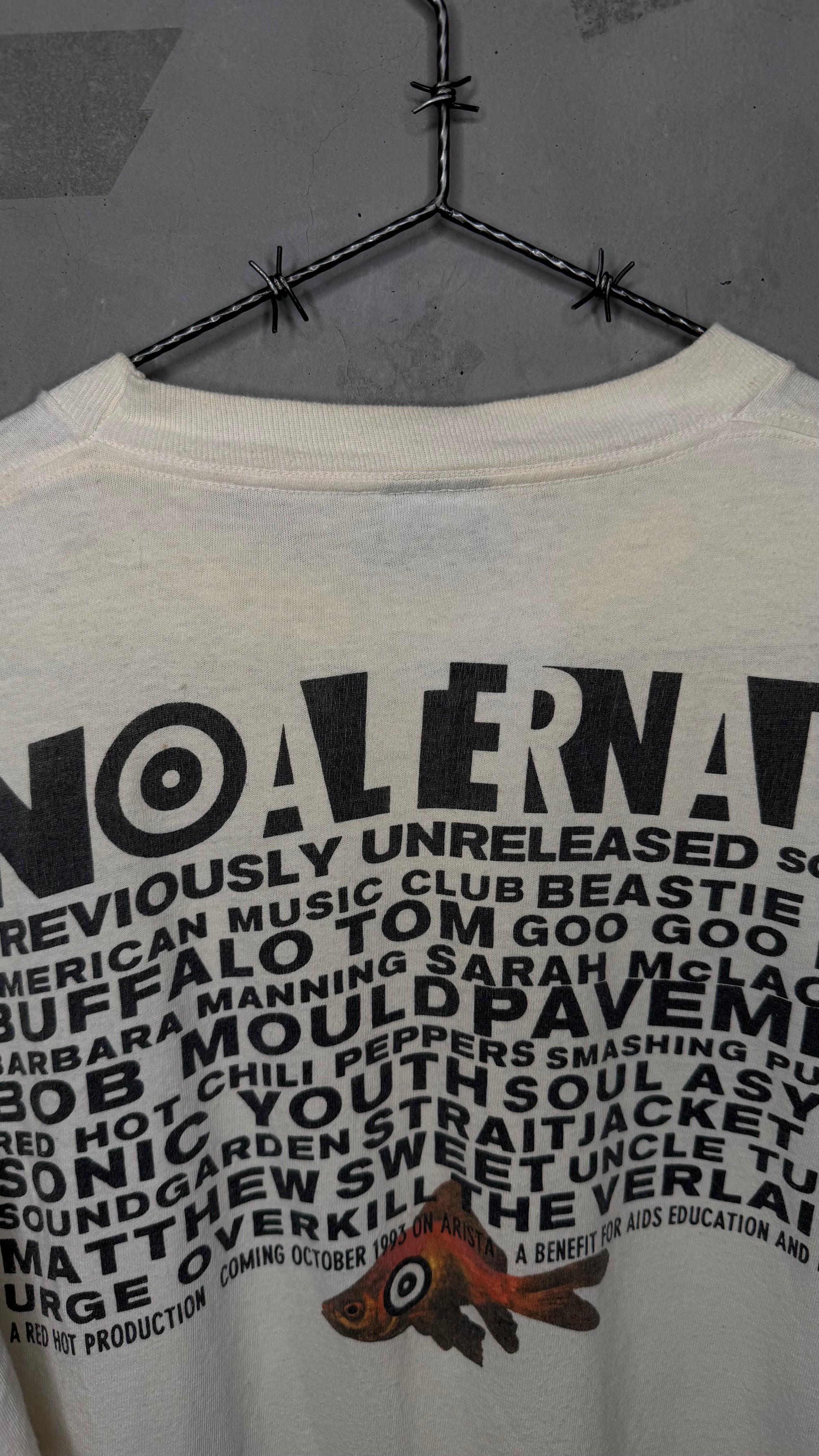 NO ALTERNATIVE 93’ GRUNGE & ALTERNATIVE COMPILATION ALBUM PROMO TEE | NIRVANA • SONIC YOUTH • SMASHING PUMPKINS • SOUNDGARDEN • RHCP • PAVEMENT & MORE